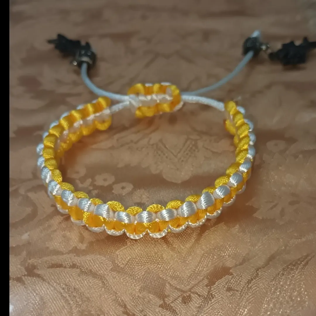 Pulseras artesanales de macramé - Imagen 5