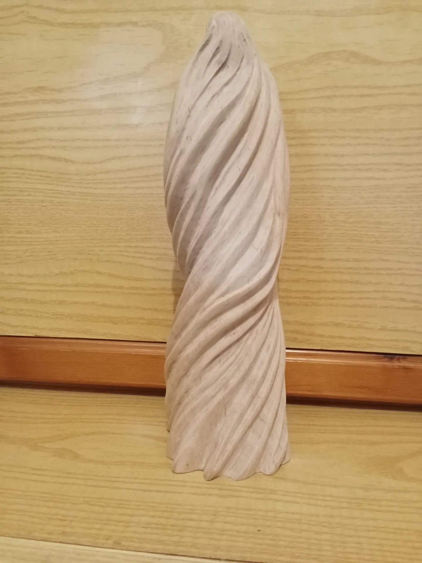 Figura femenina Remolina - Imagen 4