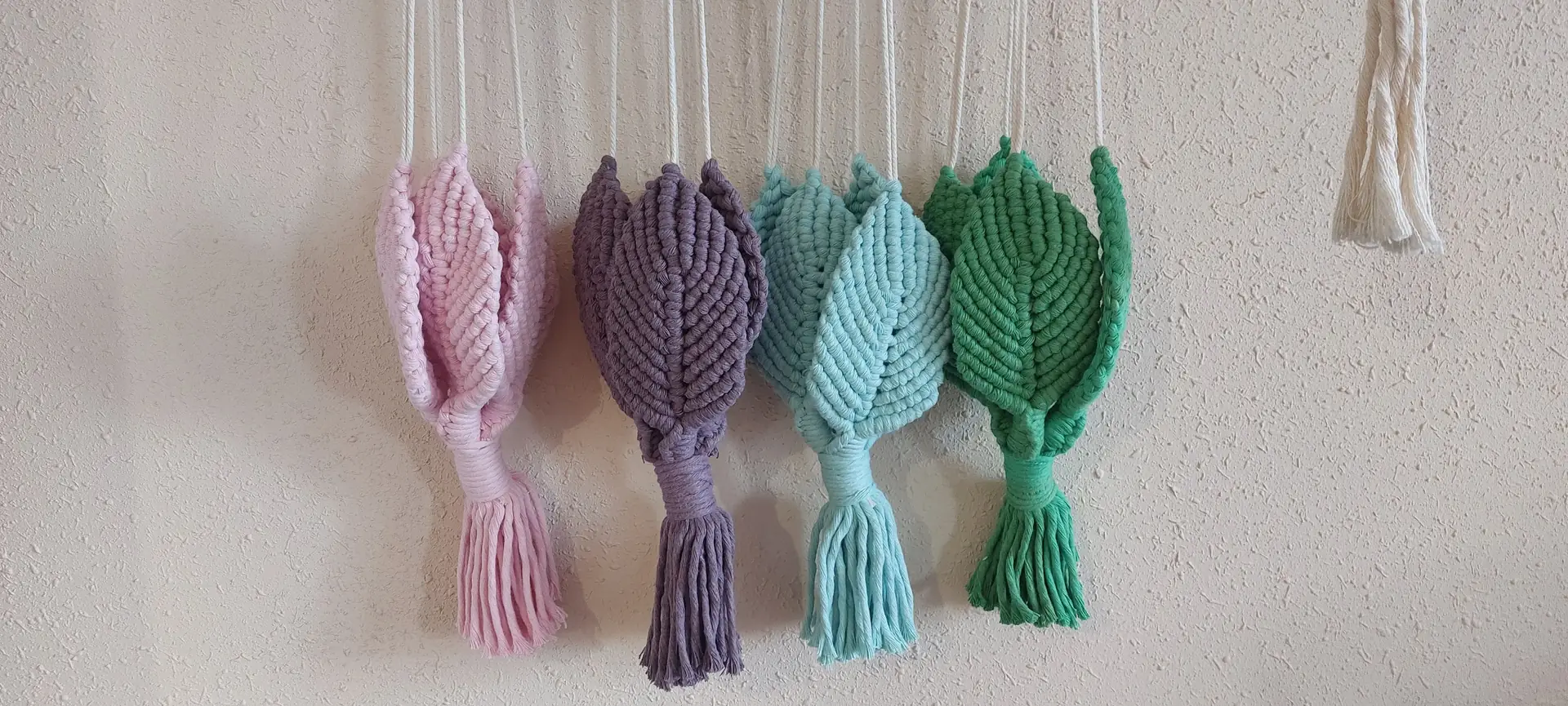 Porta macetas de macramé