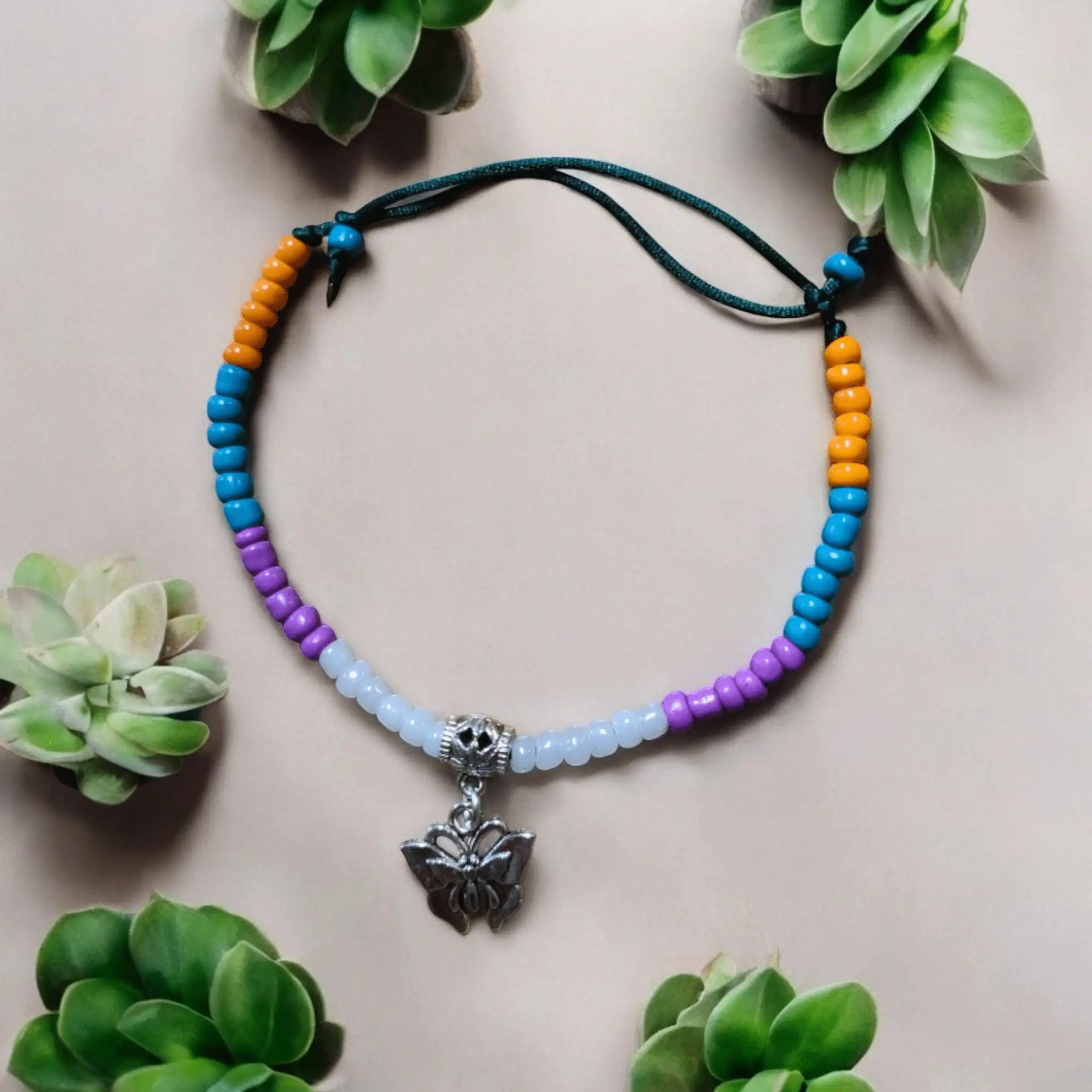 Pulsera Cuentas Acrílicas Multicolor Charm Mariposa Ajustable