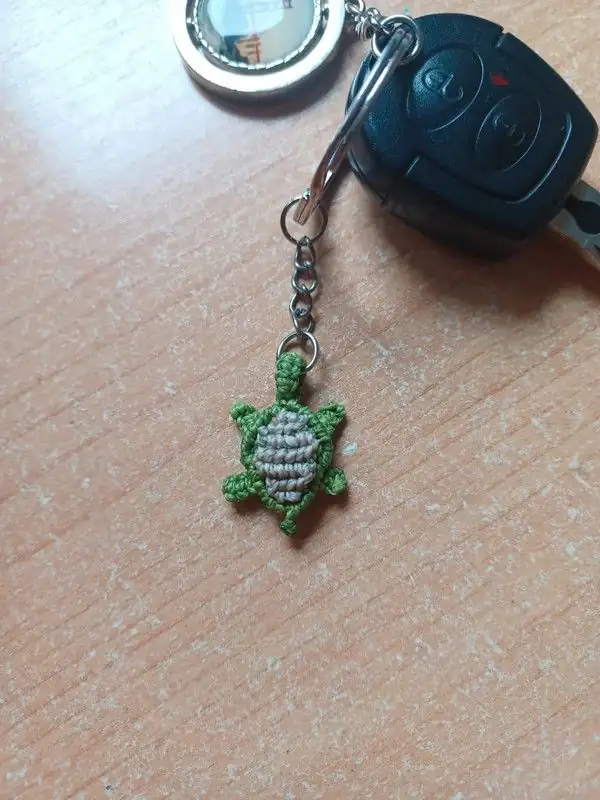 Llavero Tortuga macramé - Imagen 3