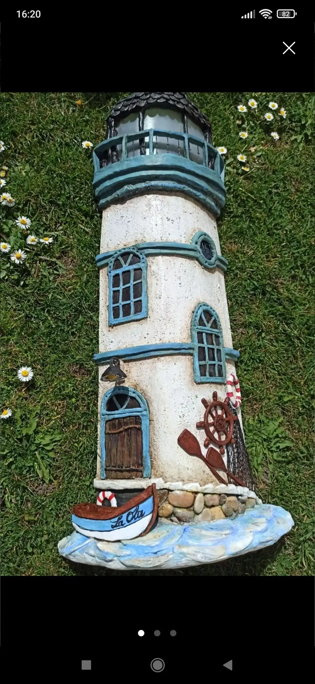 Faro sobre teja 