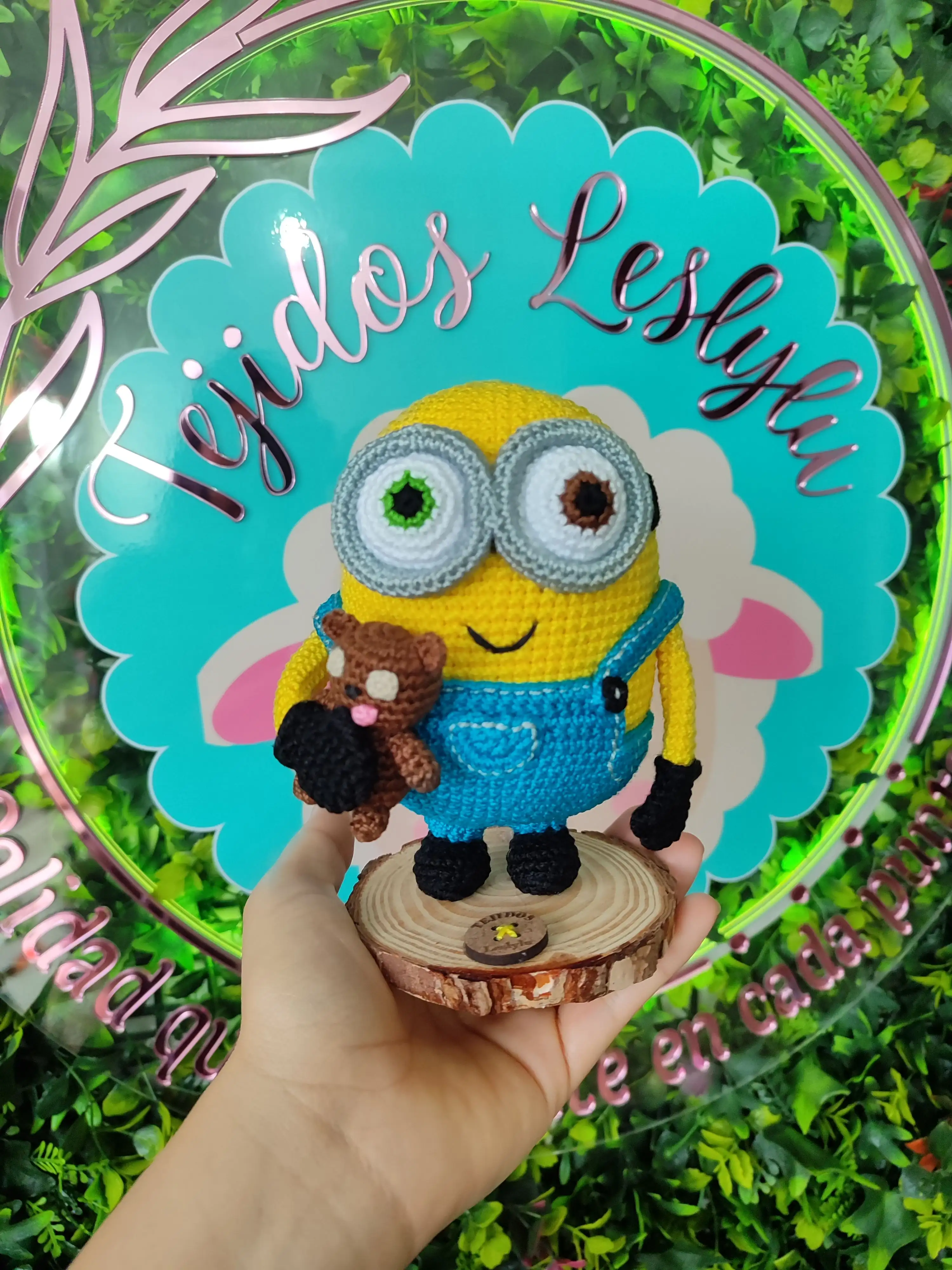 Minion amigurumi  - Imagen 2
