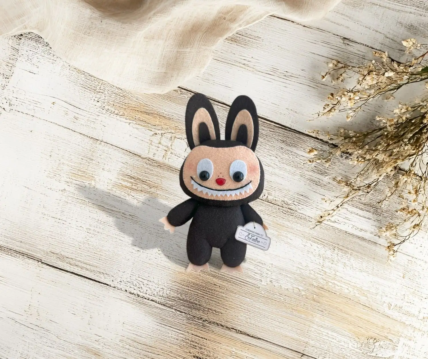 Box Labubu figuras en fieltro - Imagen 4