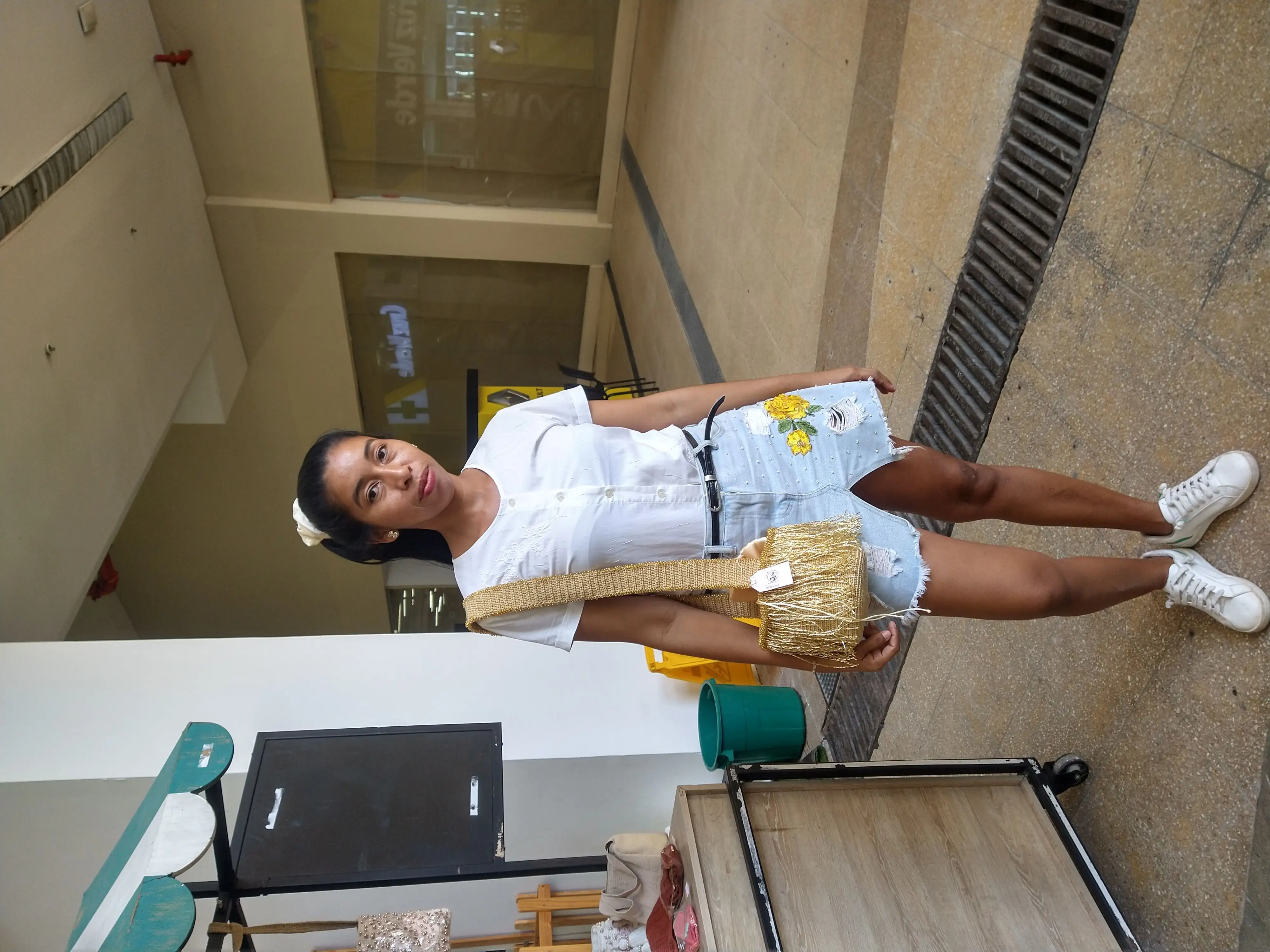 Mochila  recamada  - Imagen 2
