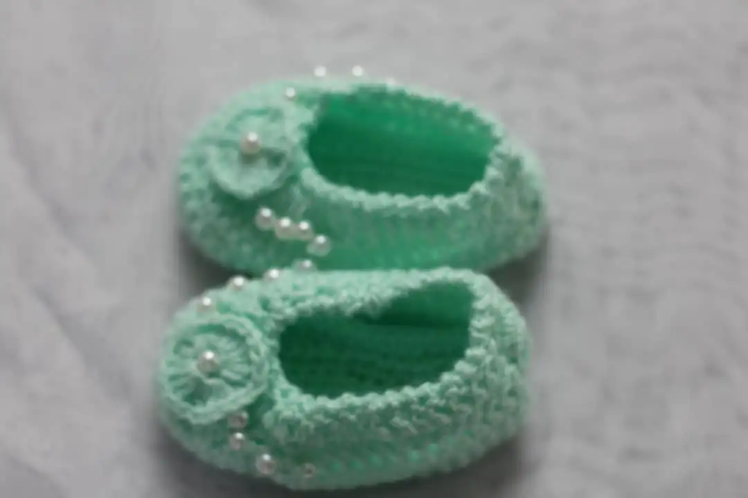 Zapatos de bebé hechos a crochet - Imagen 3
