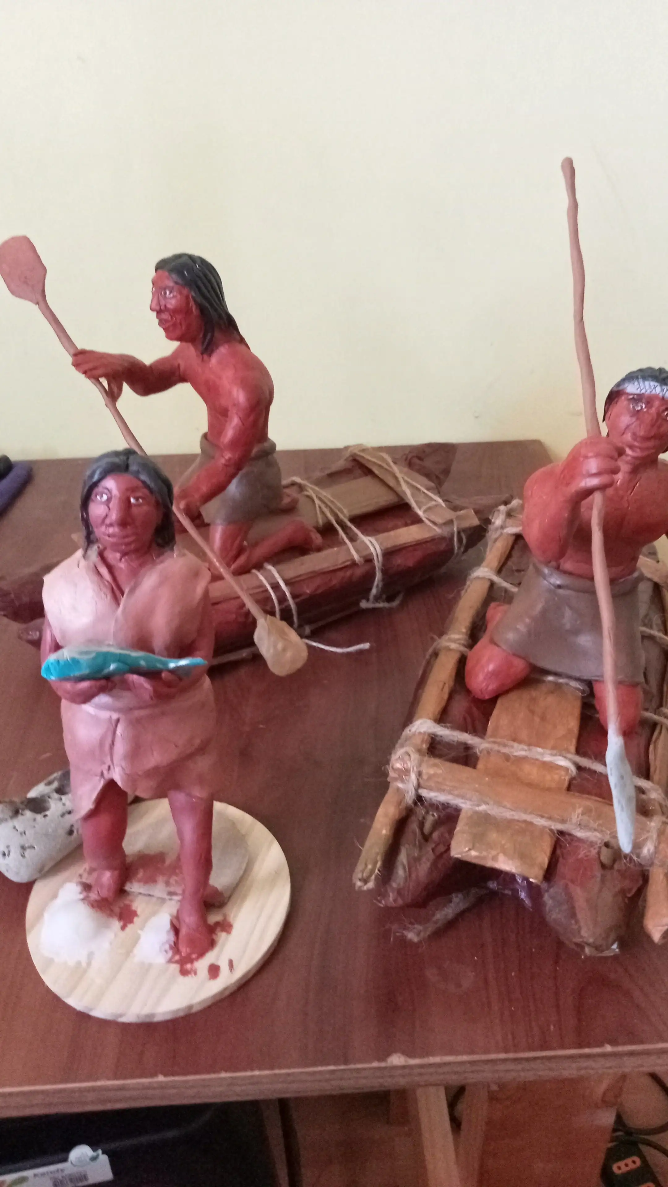 Chango en su balsa de cuero de lobo marino - Imagen 3