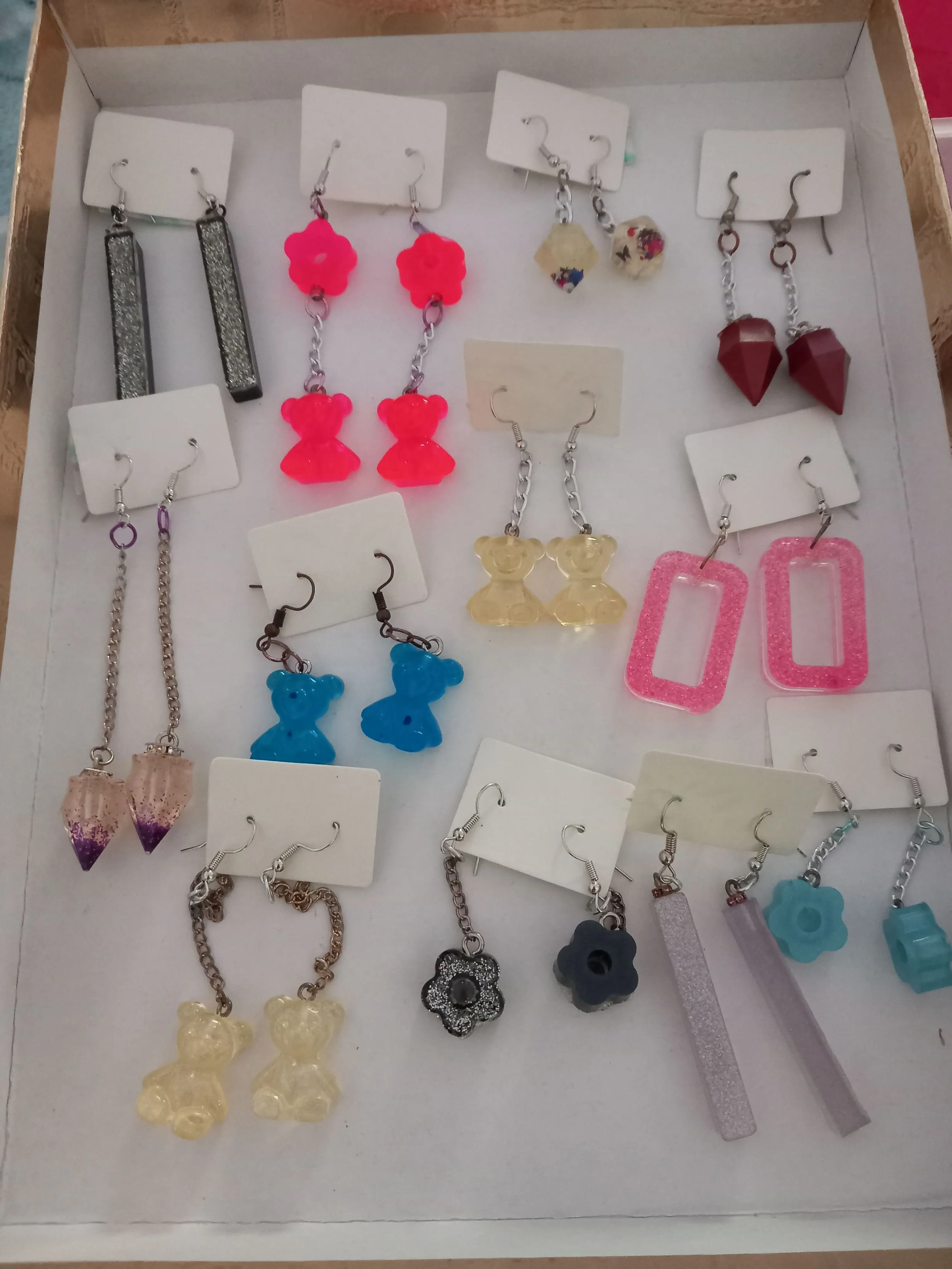 Pendientes variados