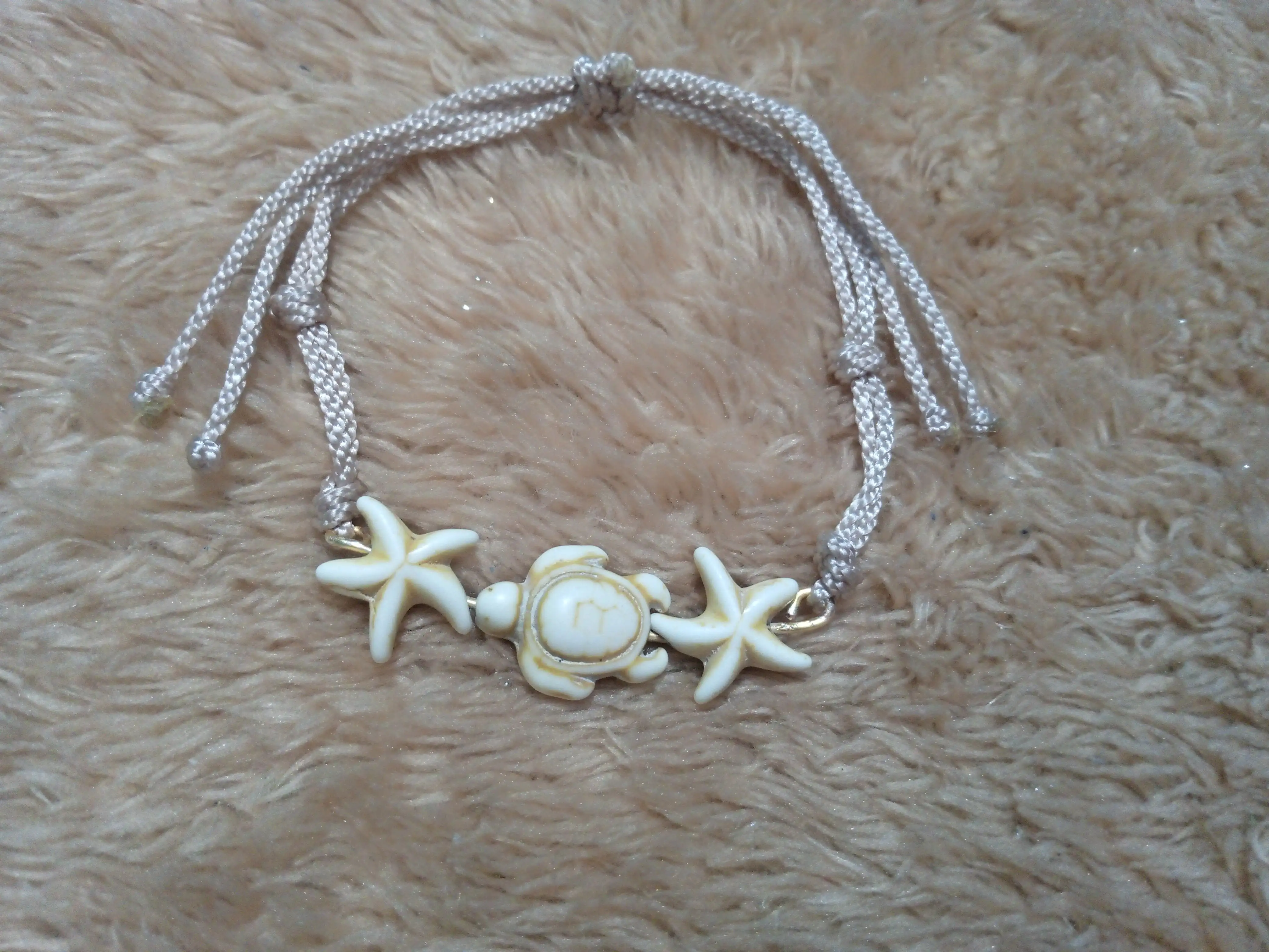 Sarcillos y pulseras