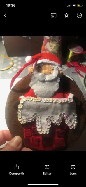 Papá Noel en chimenea 