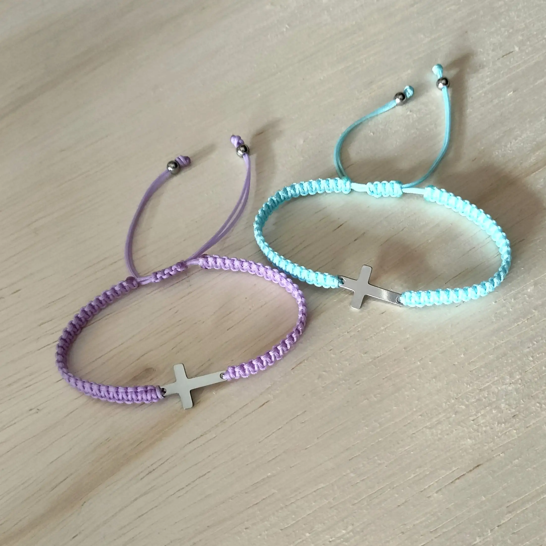 Pulsera Cruz acero inoxidable - Imagen 2