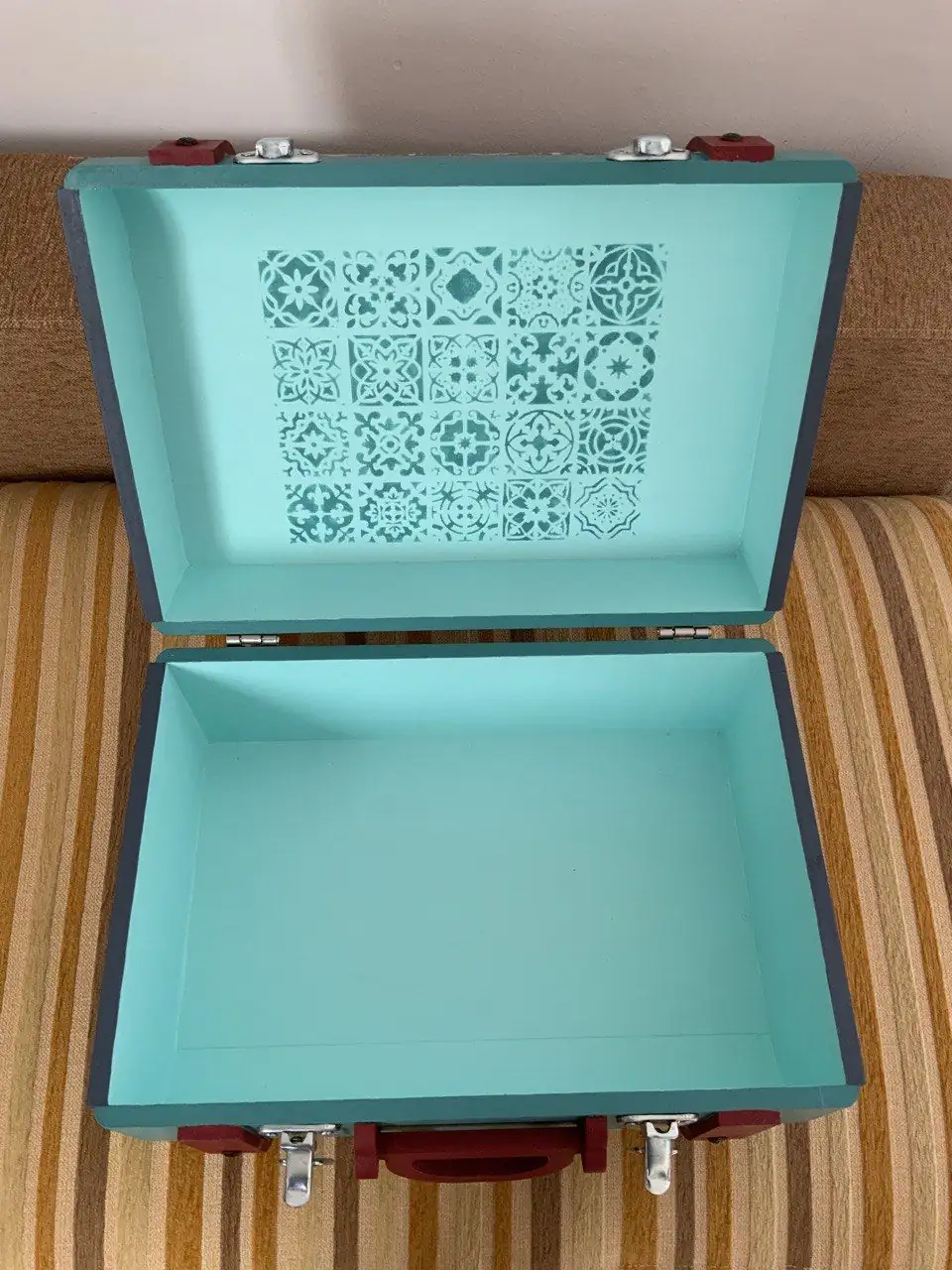 Maleta de madera - Imagen 4