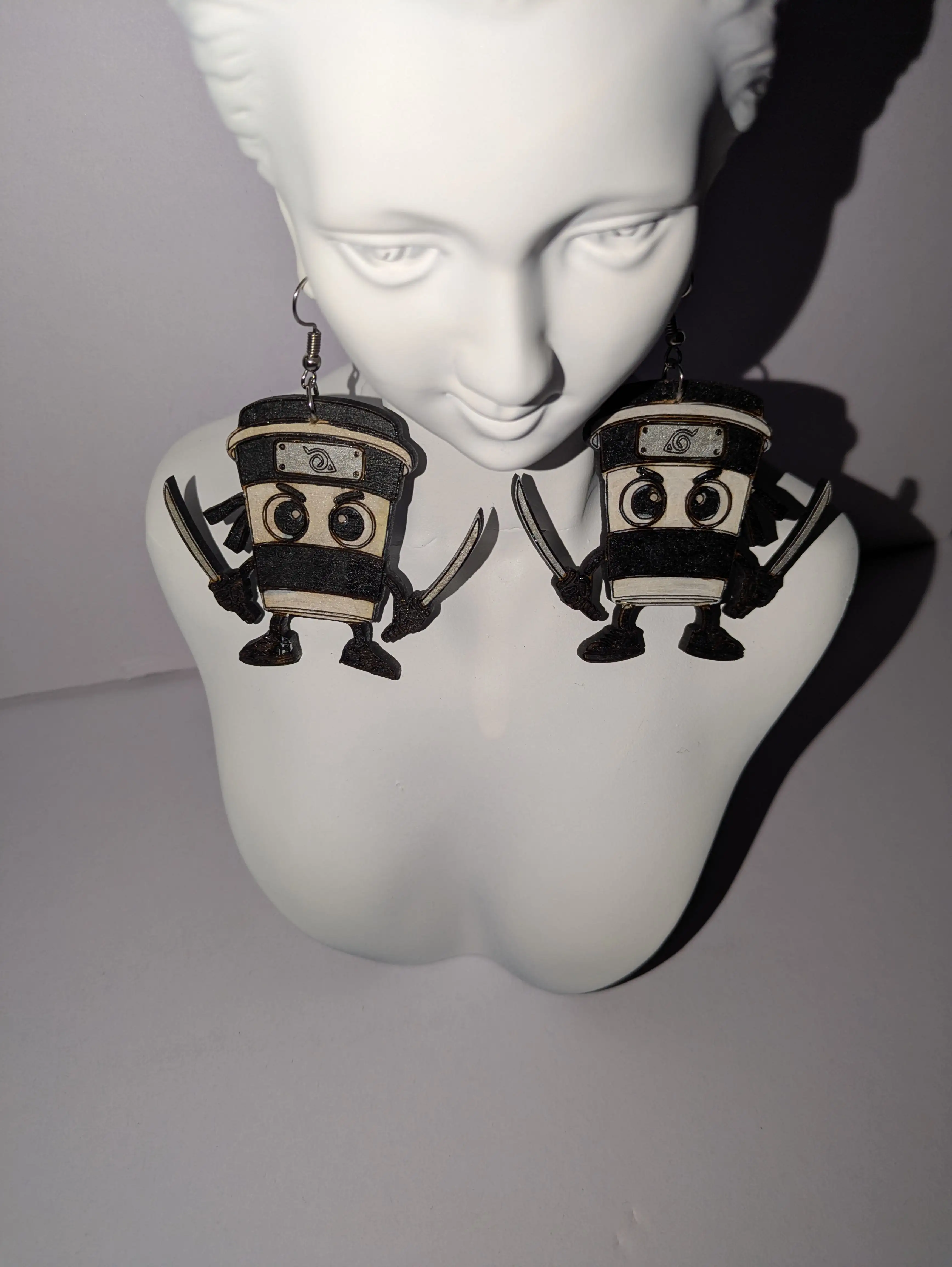 Pendientes ninja artesanales