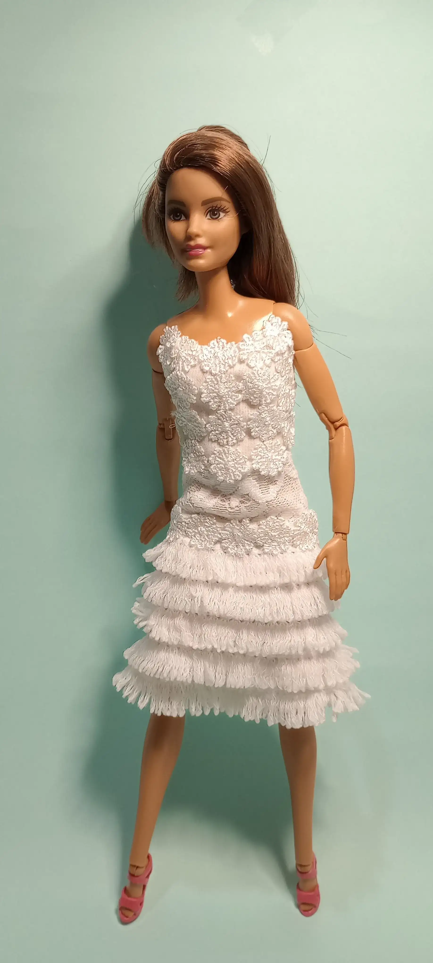 Vestido de novia artesanal para muñeca fashion de 12” - Imagen 4