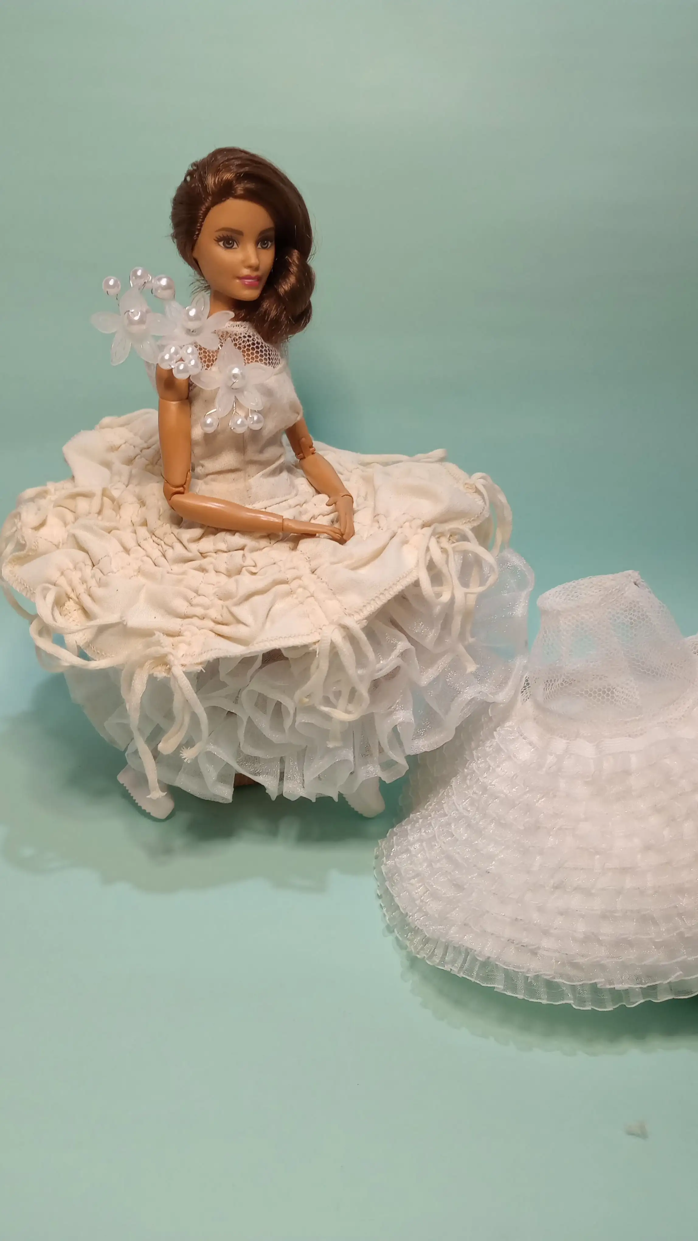 Vestido de danza artesanal para muñeca fashion (diseño coleccionable) - Imagen 3