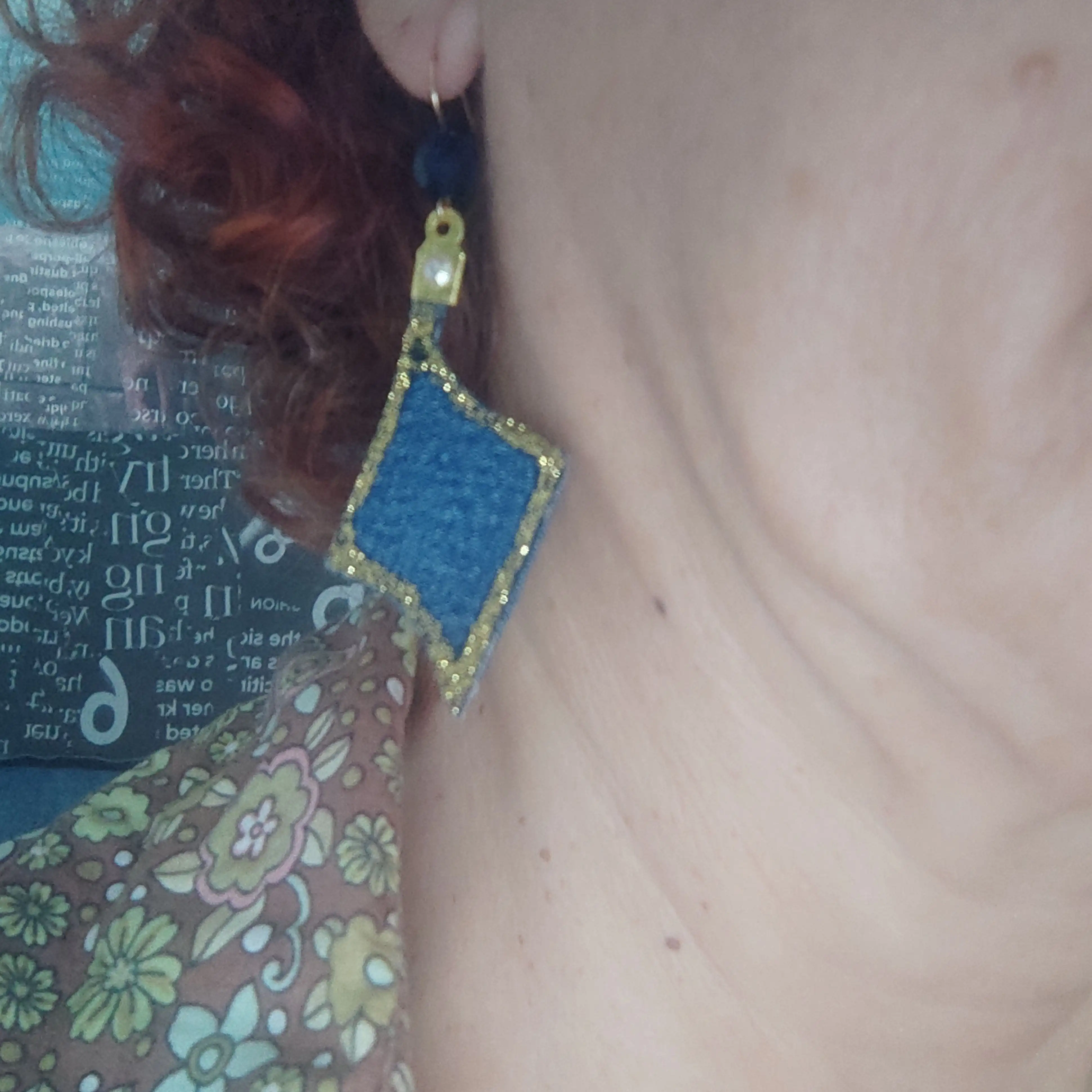 Brinco+filete Dourado (Pendientes + borde dorado)