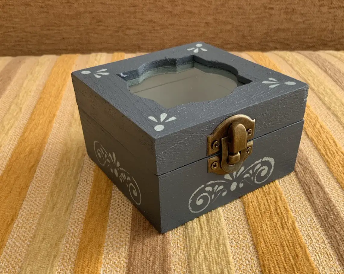 Caja de madera