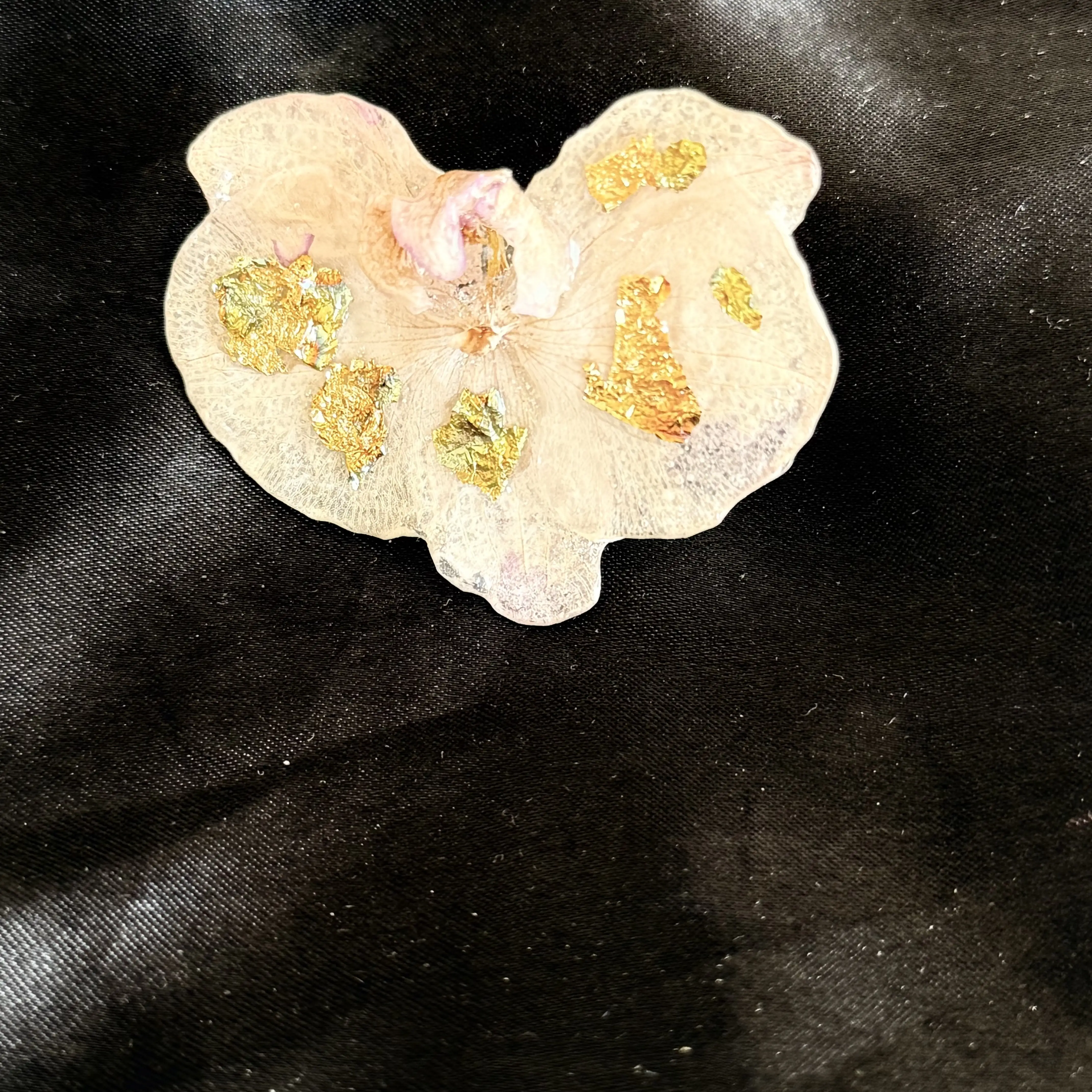 Anillo ajustable de orquídea natural - Imagen 3