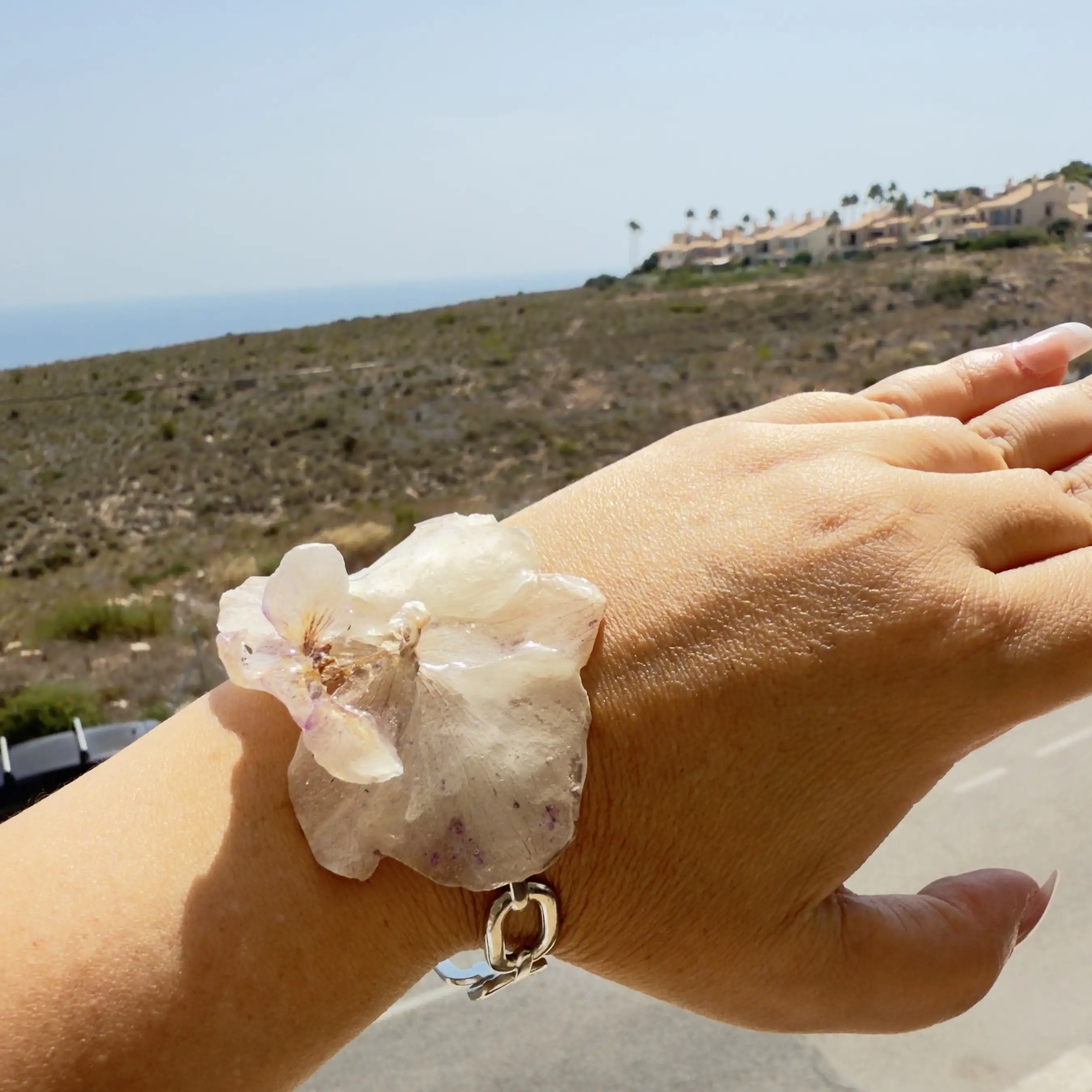 Pulsera /Brazalete con orquídea natural - Imagen 5