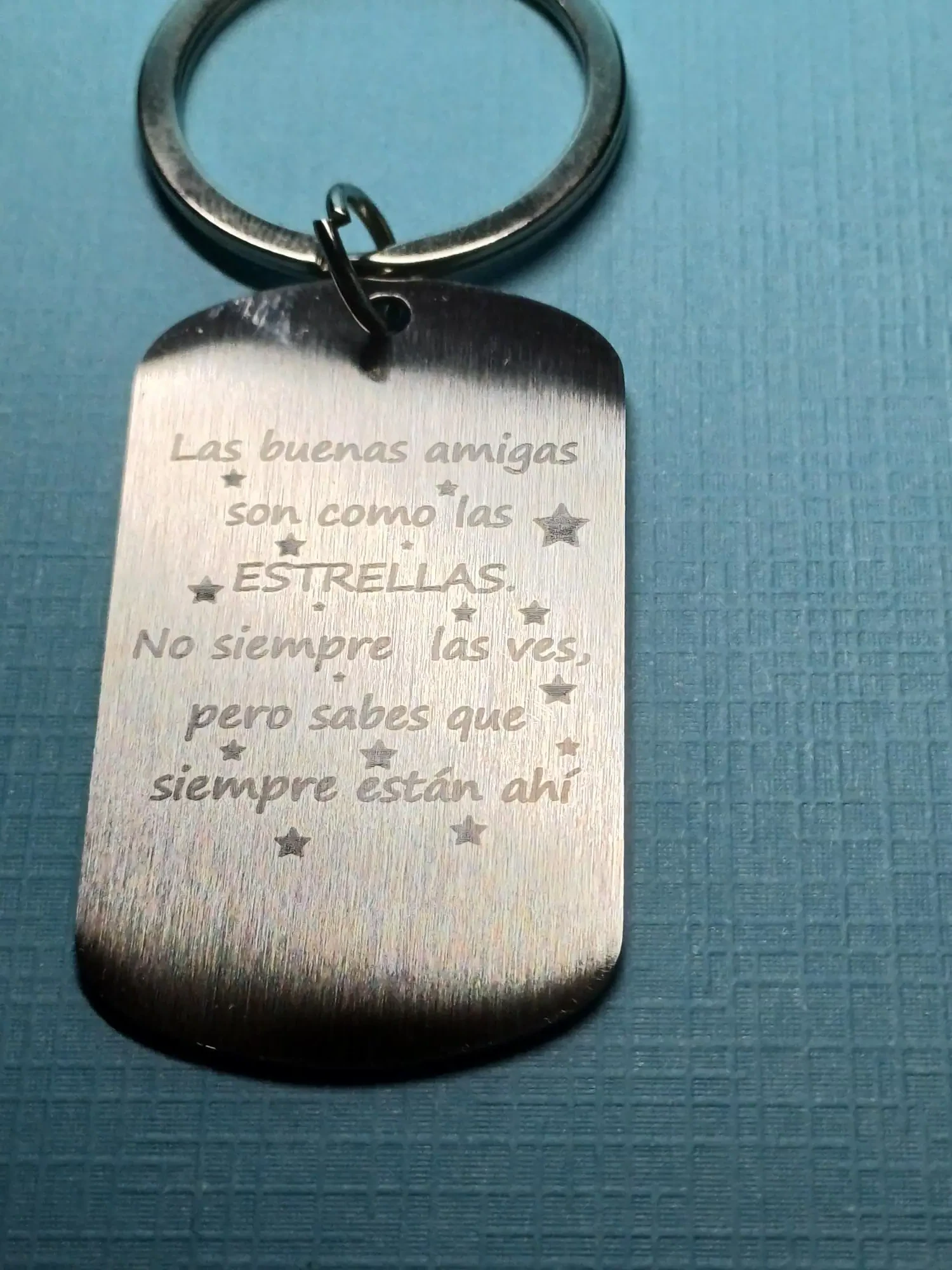 Llavero personalizado plateado doble cara - Imagen 2