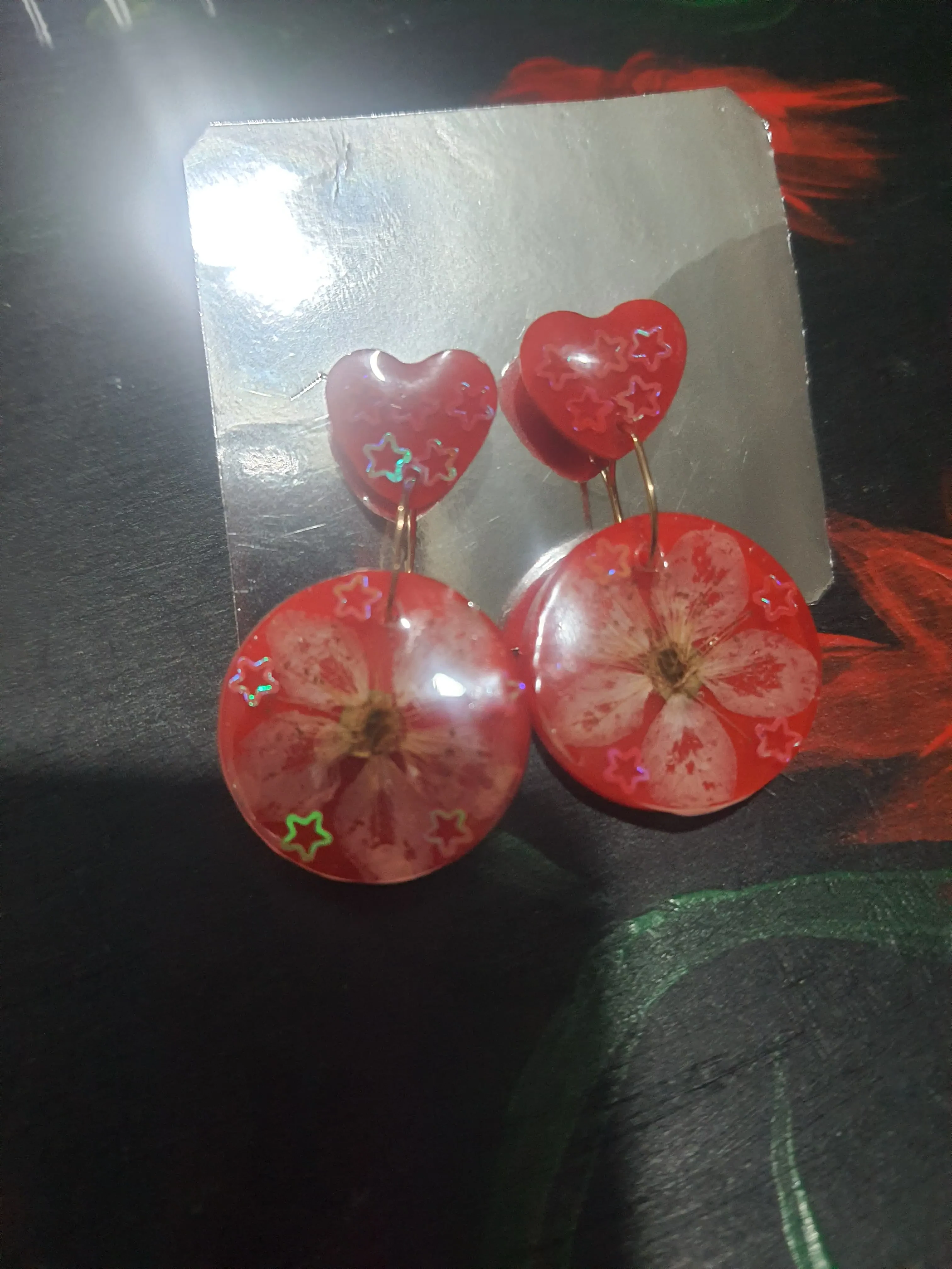 Aretes en resina