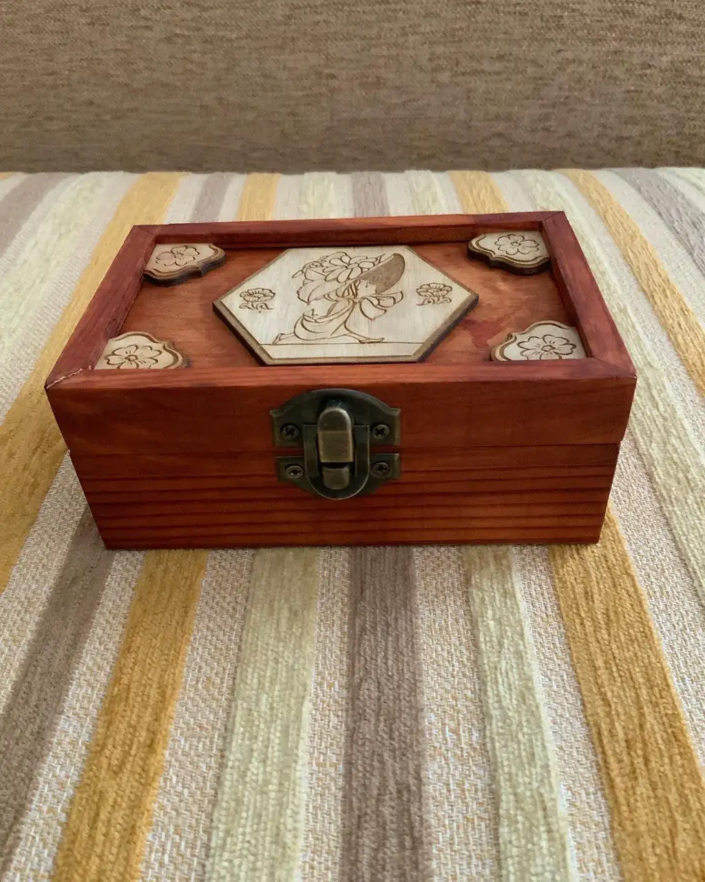 Caja de madera