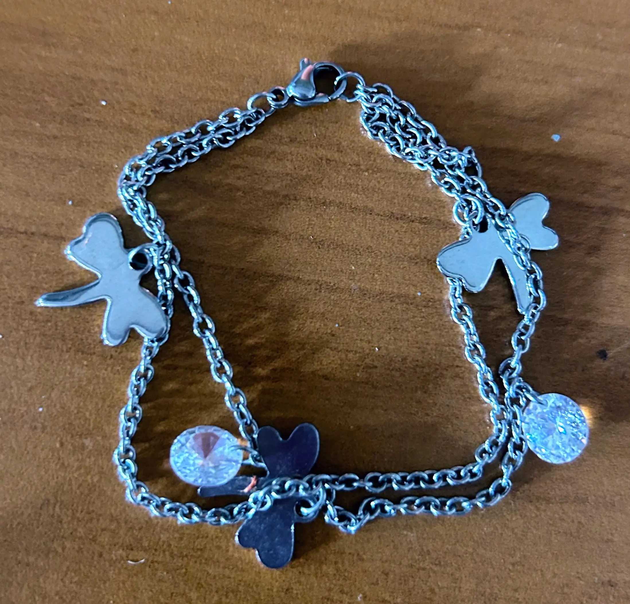 Pulseras y collares