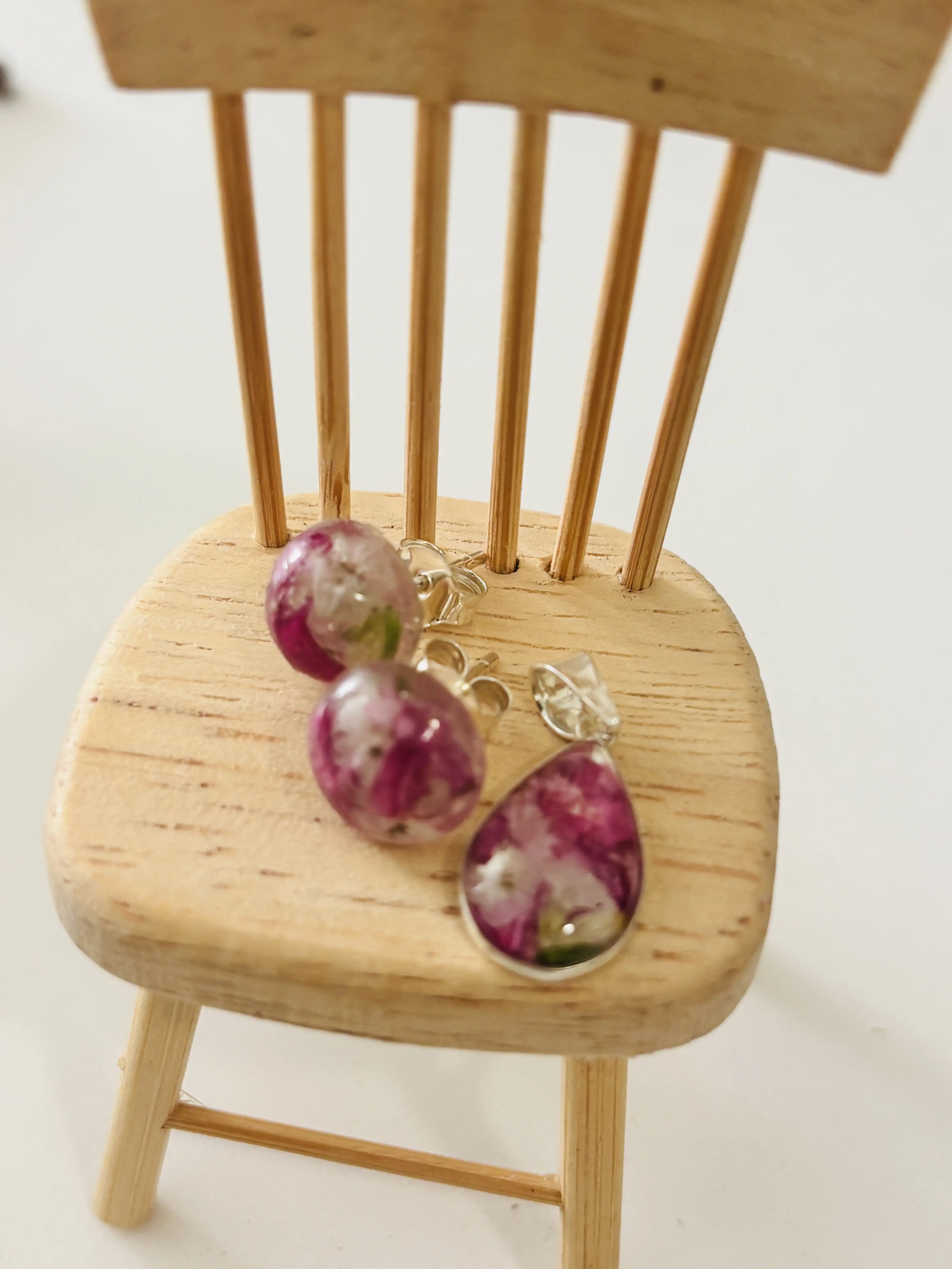 Joyas con flores de ramo de novia - Imagen 2