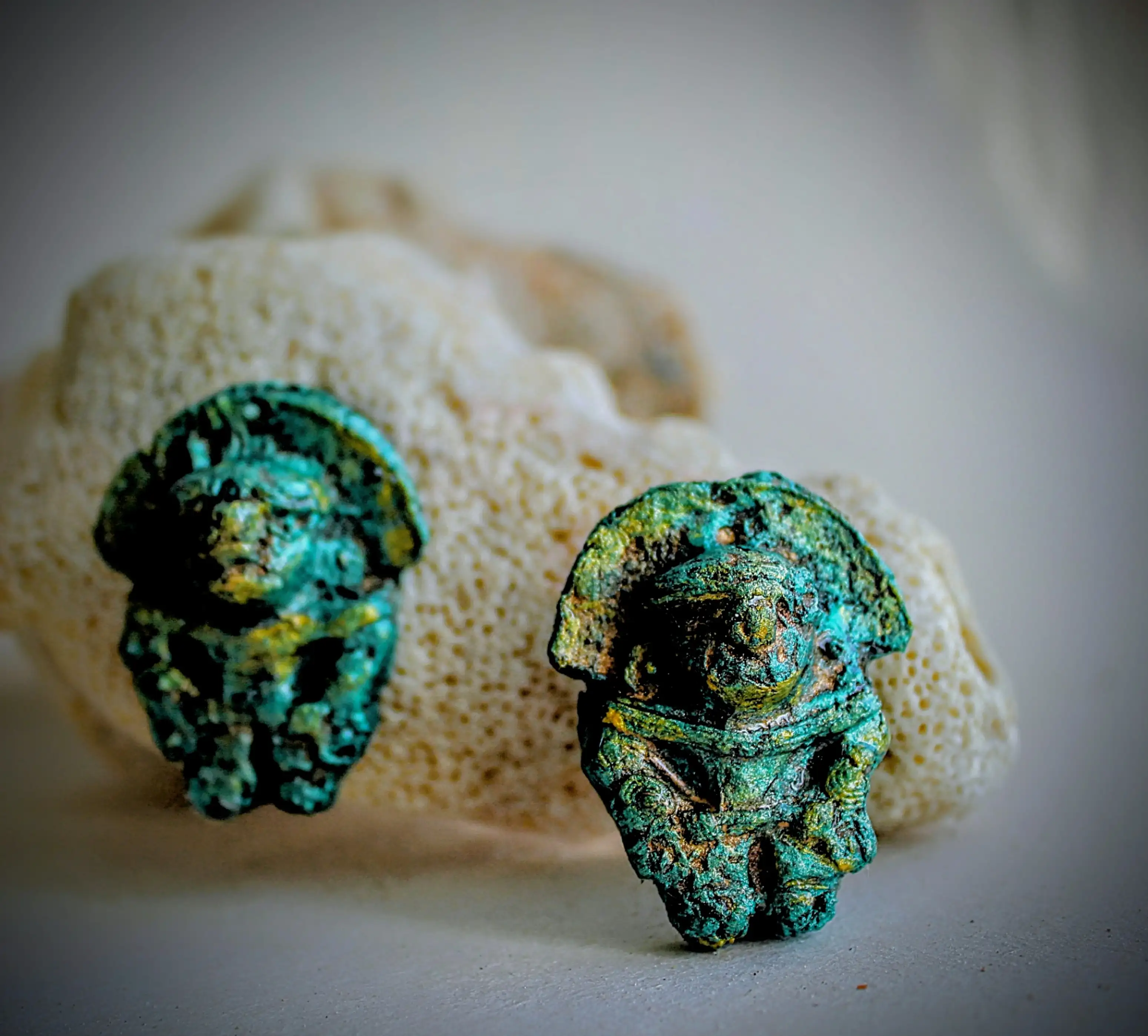 Aretes precolombinos 