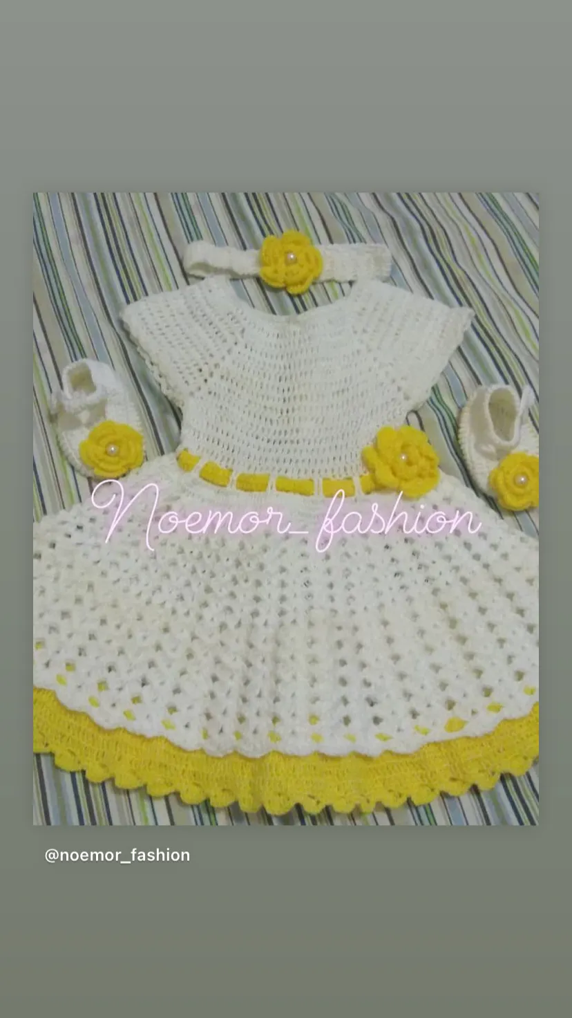 Conjuntos de ropa para bebé tejidos a mano - Imagen 4