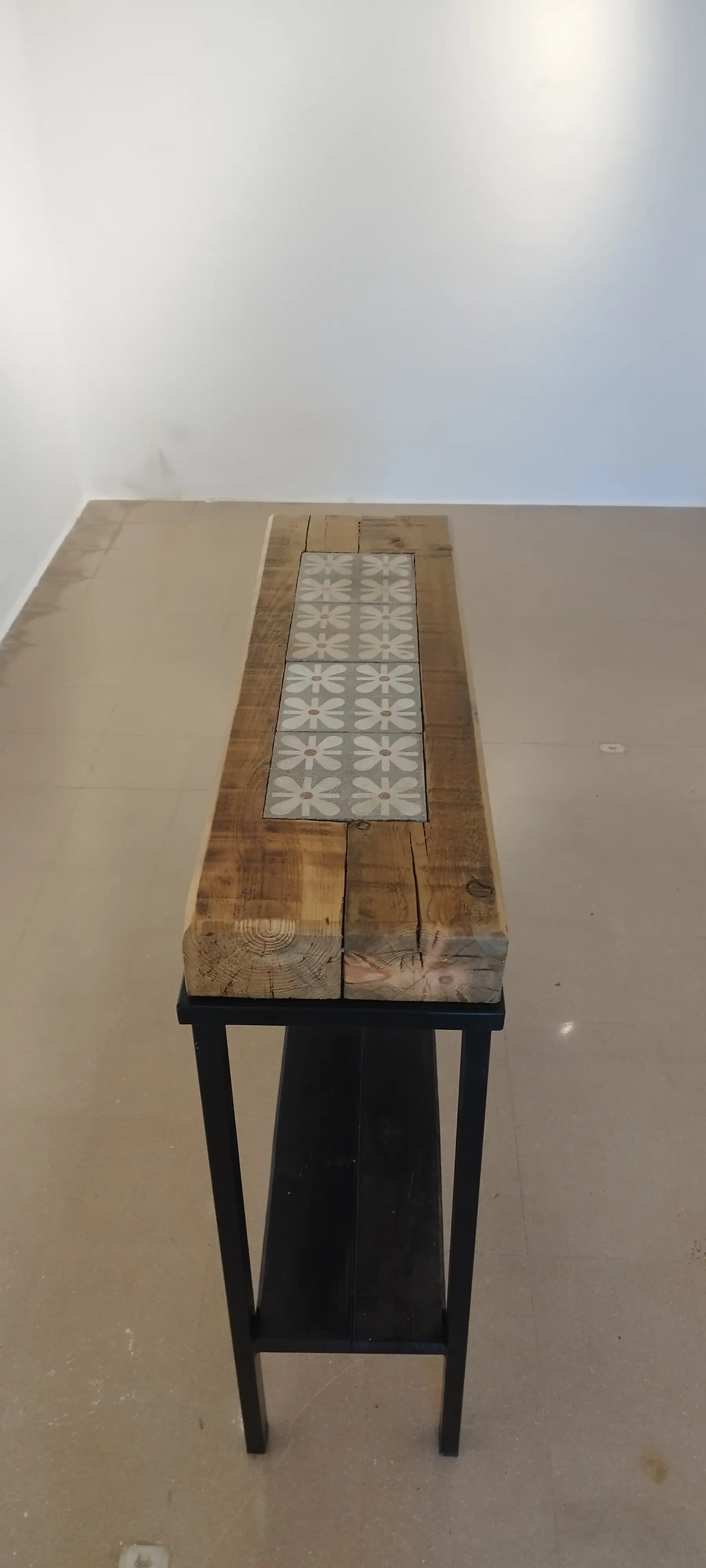 Mesa de recibidor
