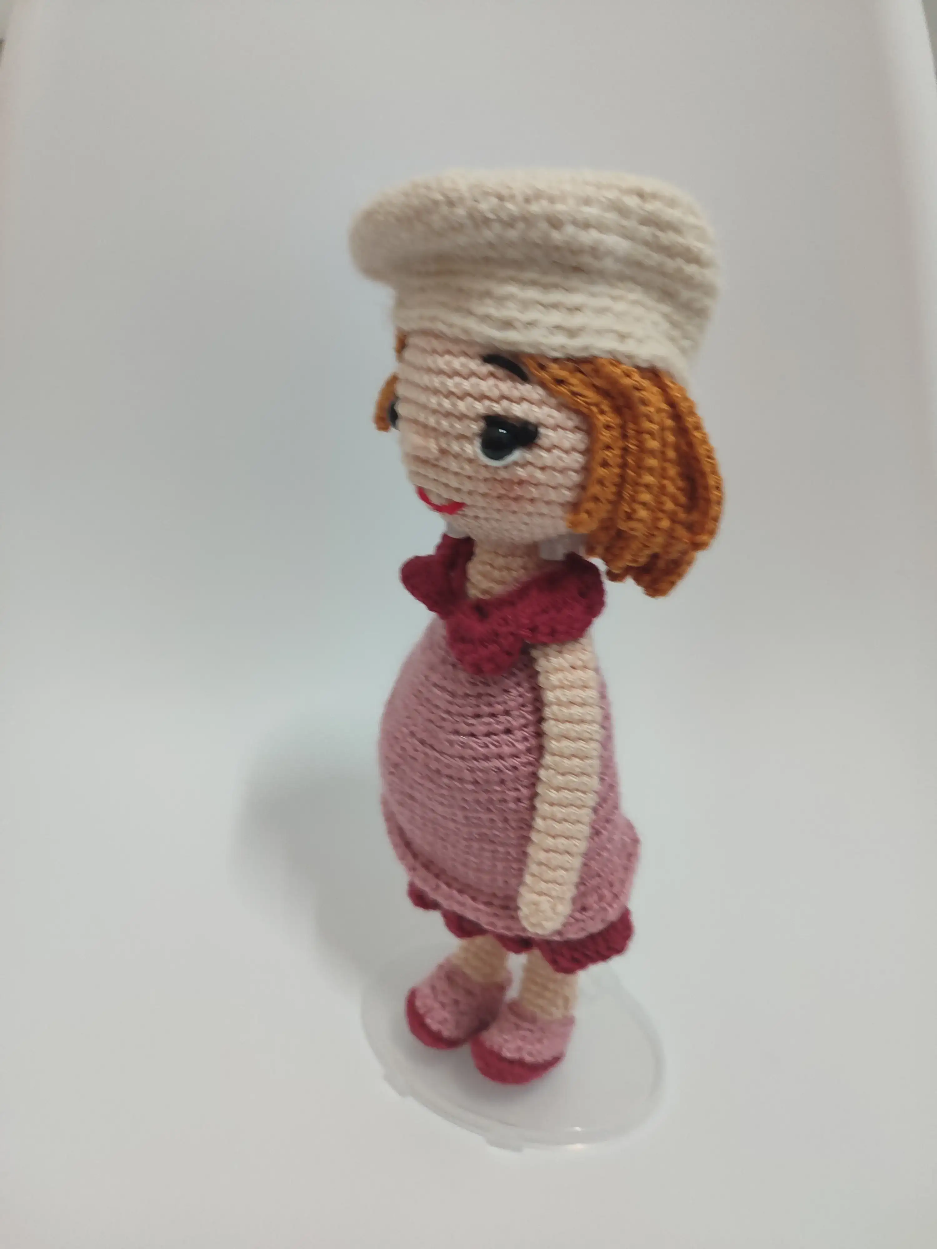 Amigurumi Muñeca parisina