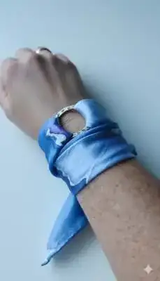 Brazalete/Pañuelo Seda Pintado a Mano con amapolas