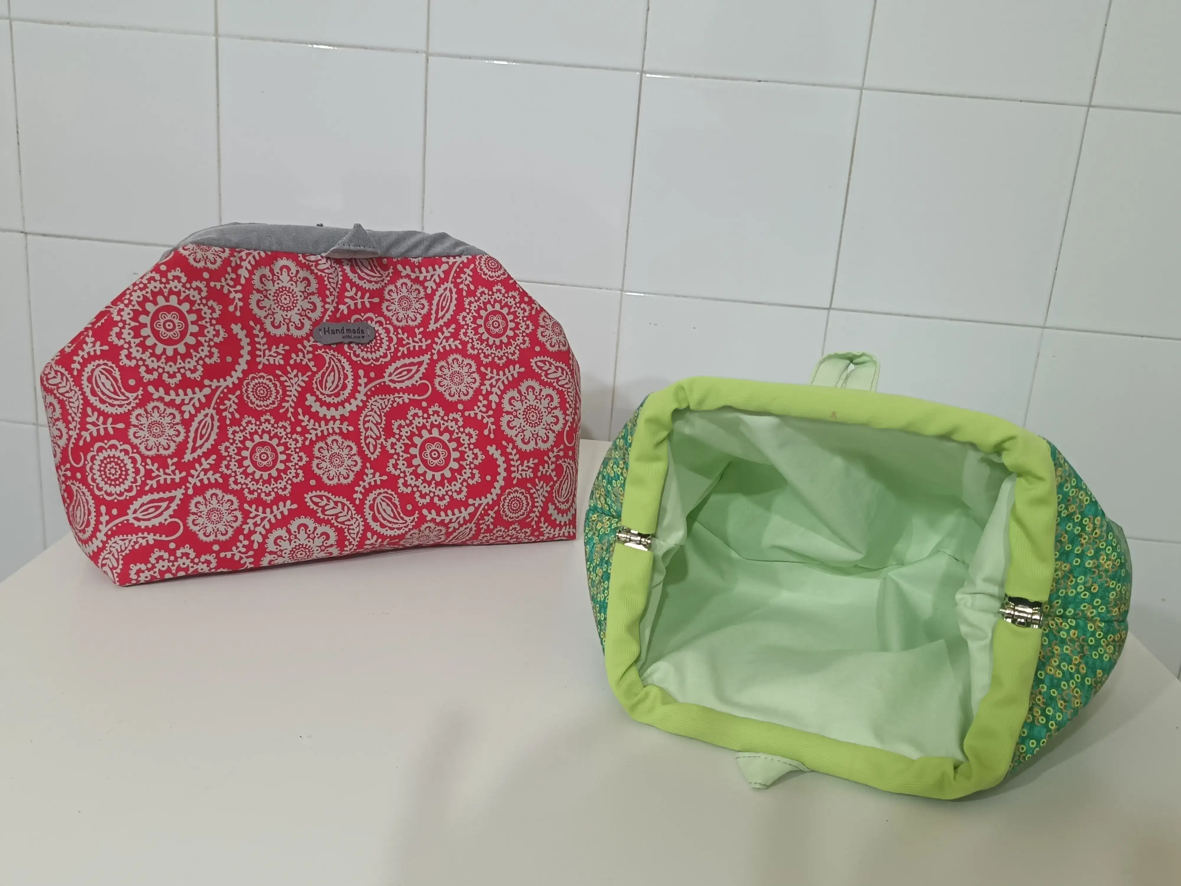 Bolsos con cierre boca de lobo - Imagen 2