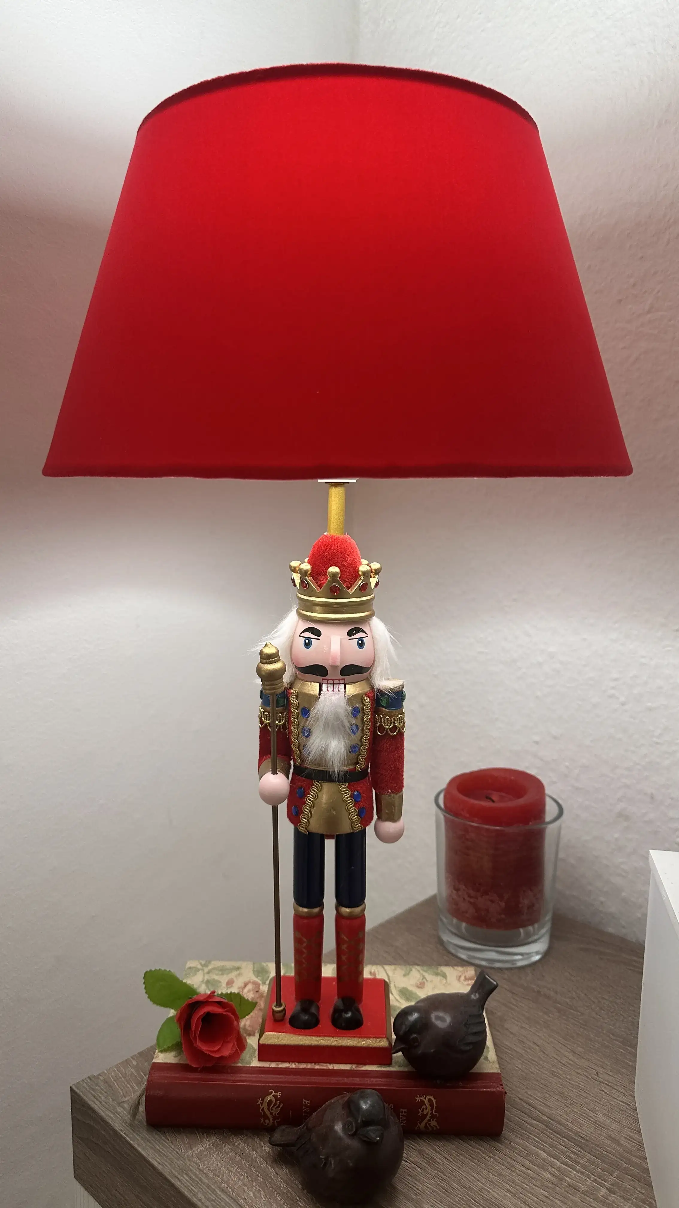 Lámpara cascanueces 