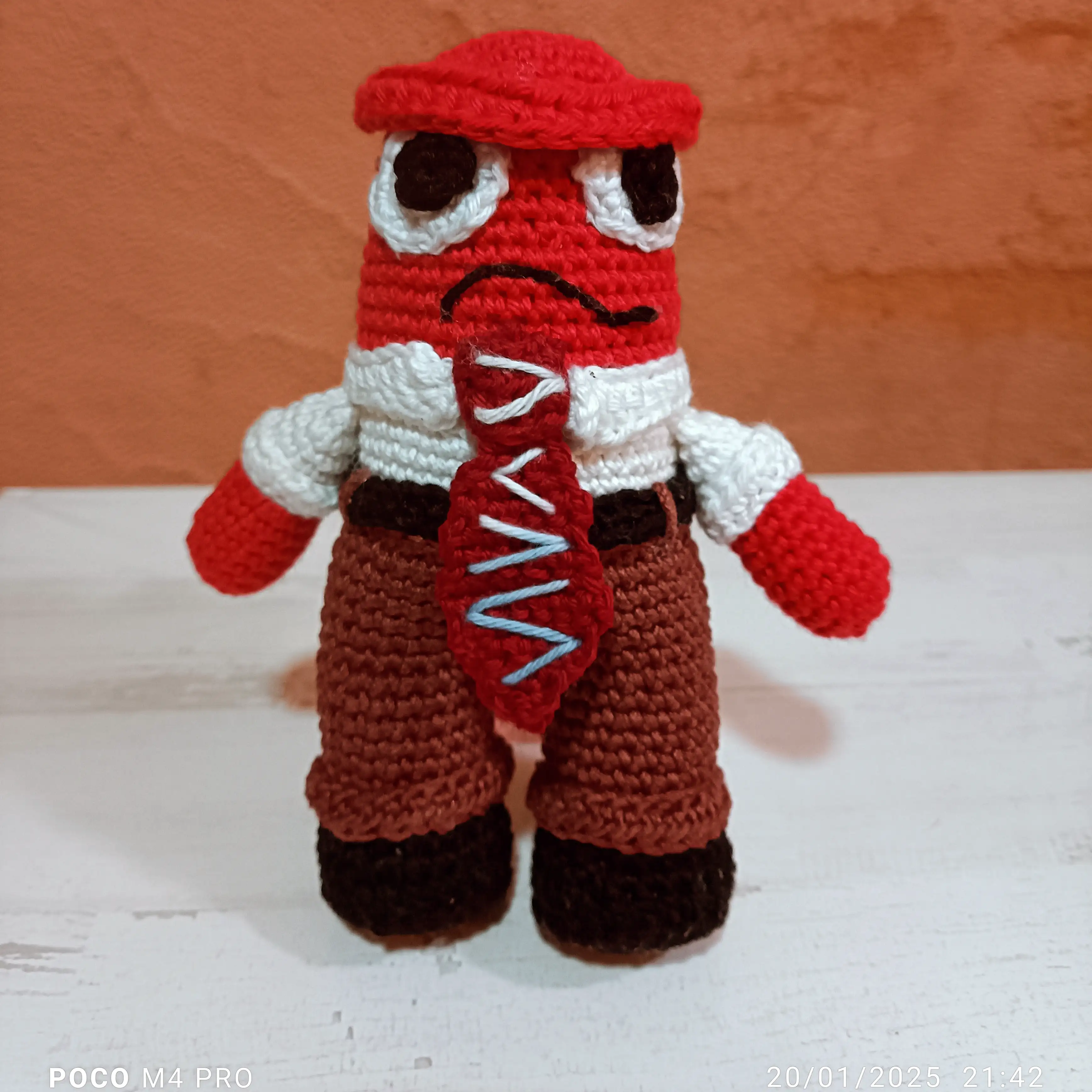 Muñeco Ira de la película Inside 2