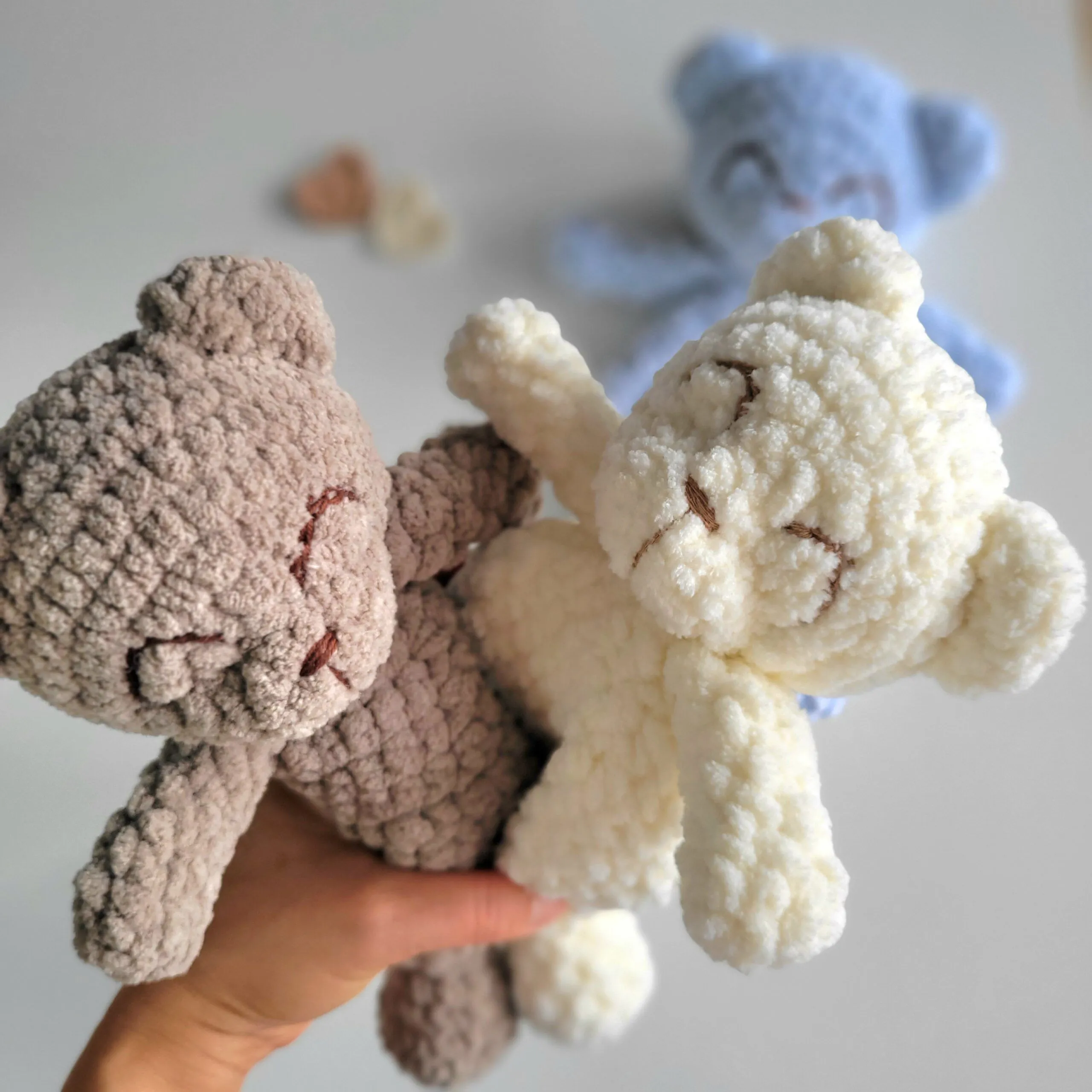 Osito doudou,muñeco de apego, amigurumi - Imagen 2