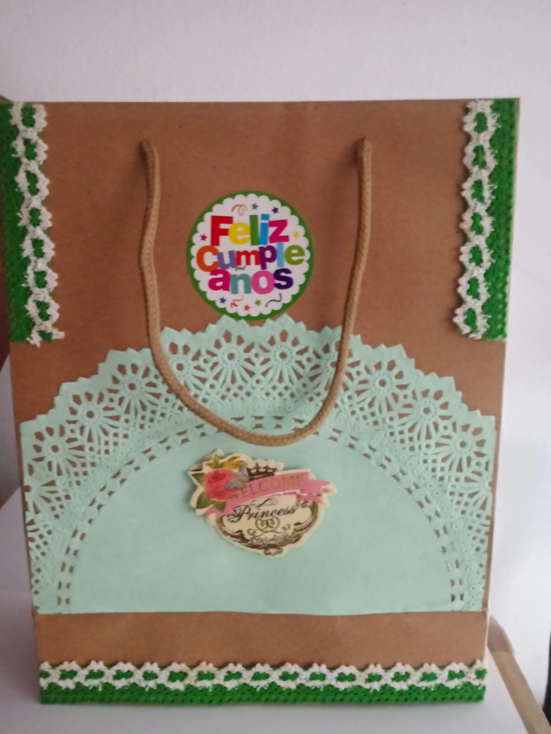 Bolsas decoradas para regalo - Imagen 3
