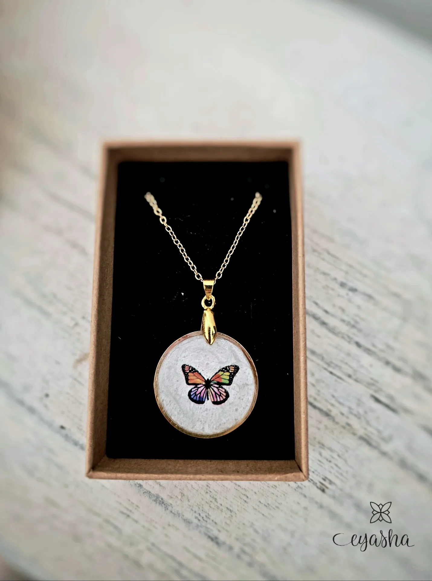 Colgante Mariposa hecho a Mano - Imagen 2