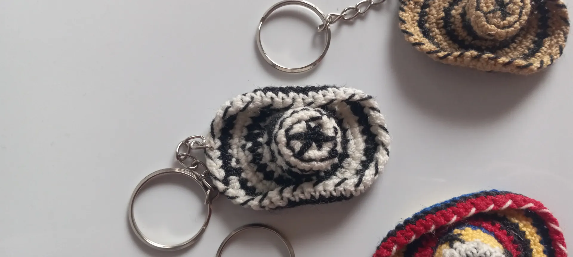 Llaveros en crochet - Imagen 2