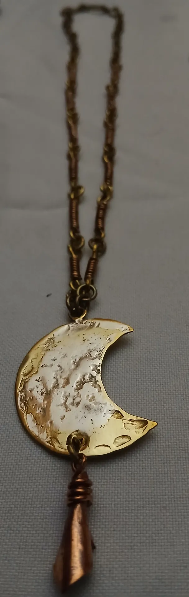 Luna fusión de metales