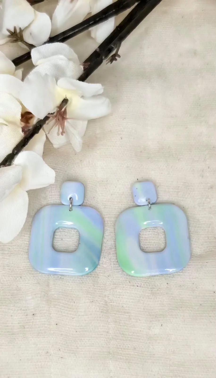 Pendientes nido con estampado aura matizado
