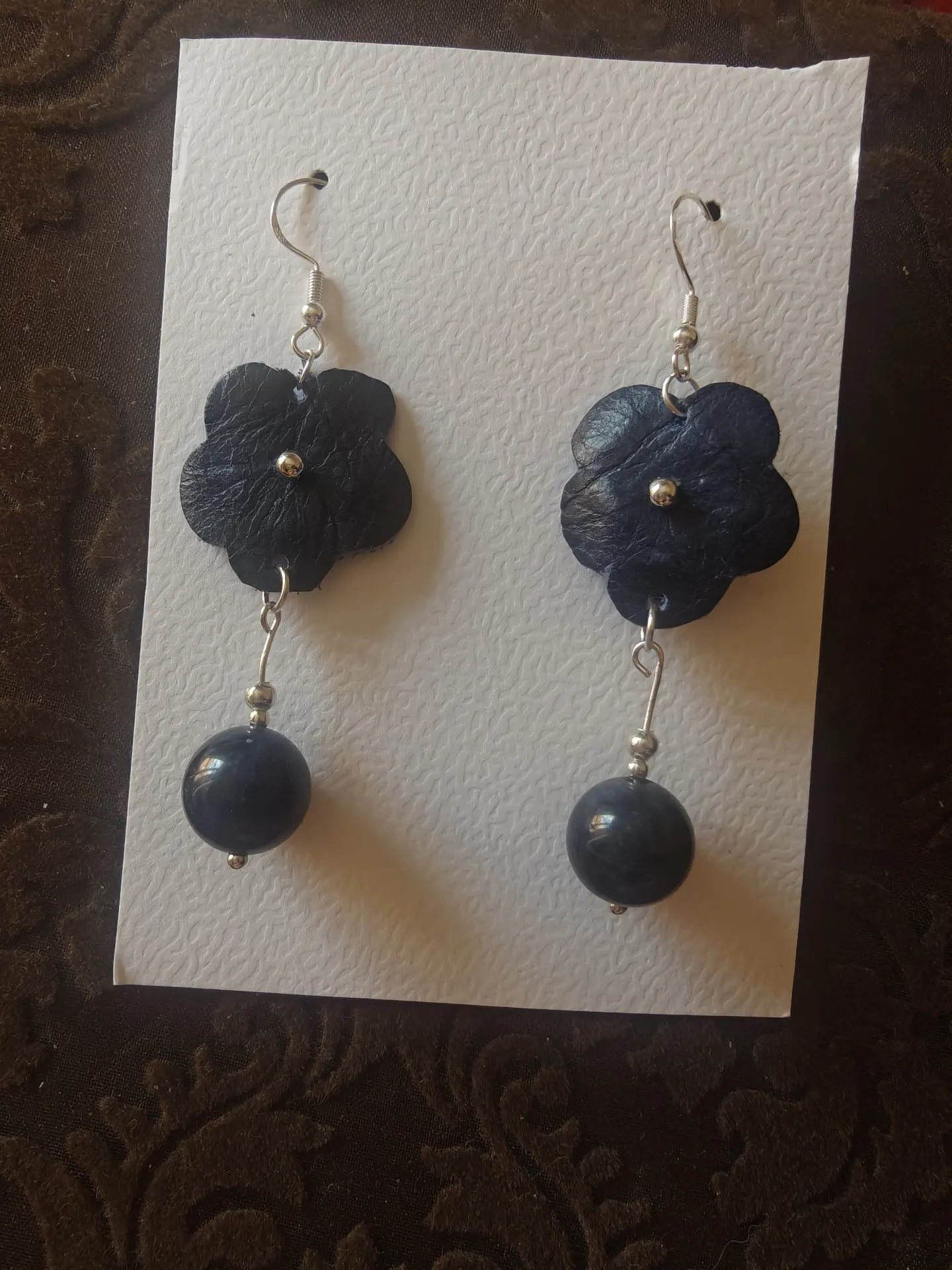 Pendientes cuero azul oscuro y dumortierita