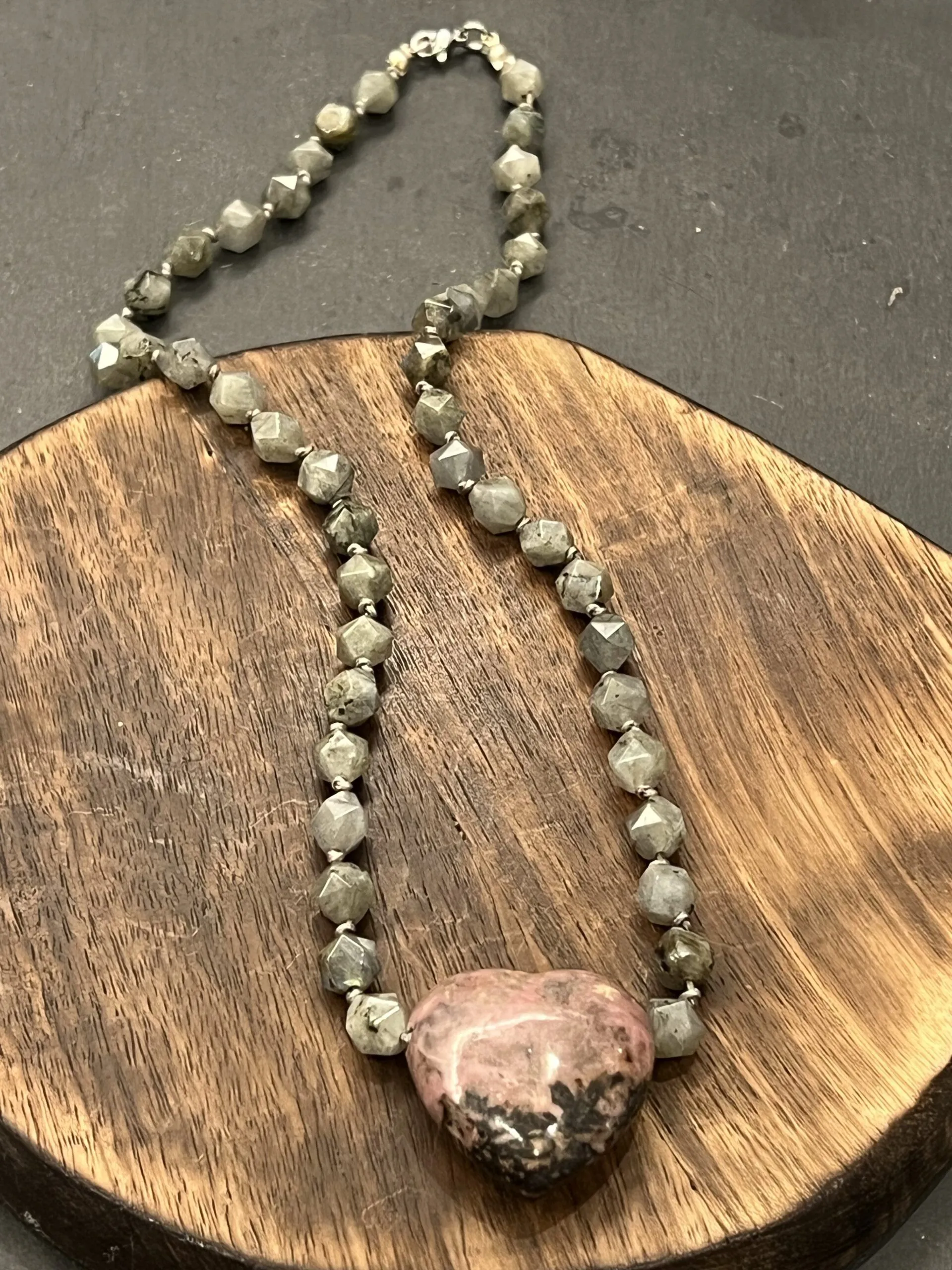 Collar de piedras - Imagen 2