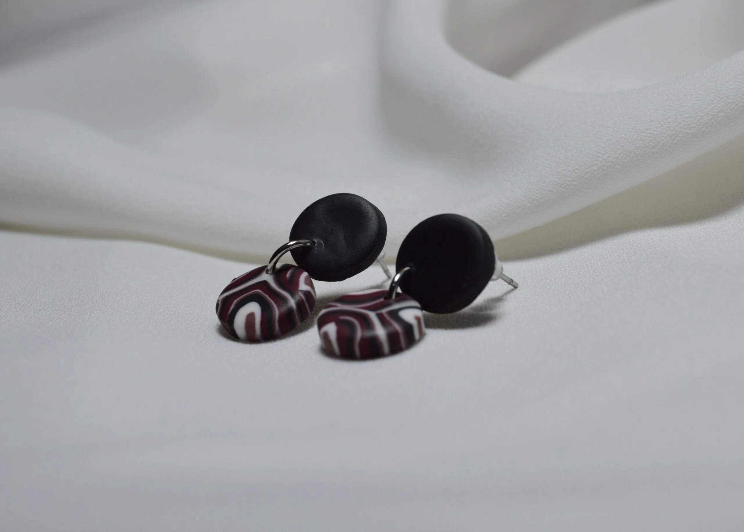 Pendientes de arcilla polimérica modelo Eclipse