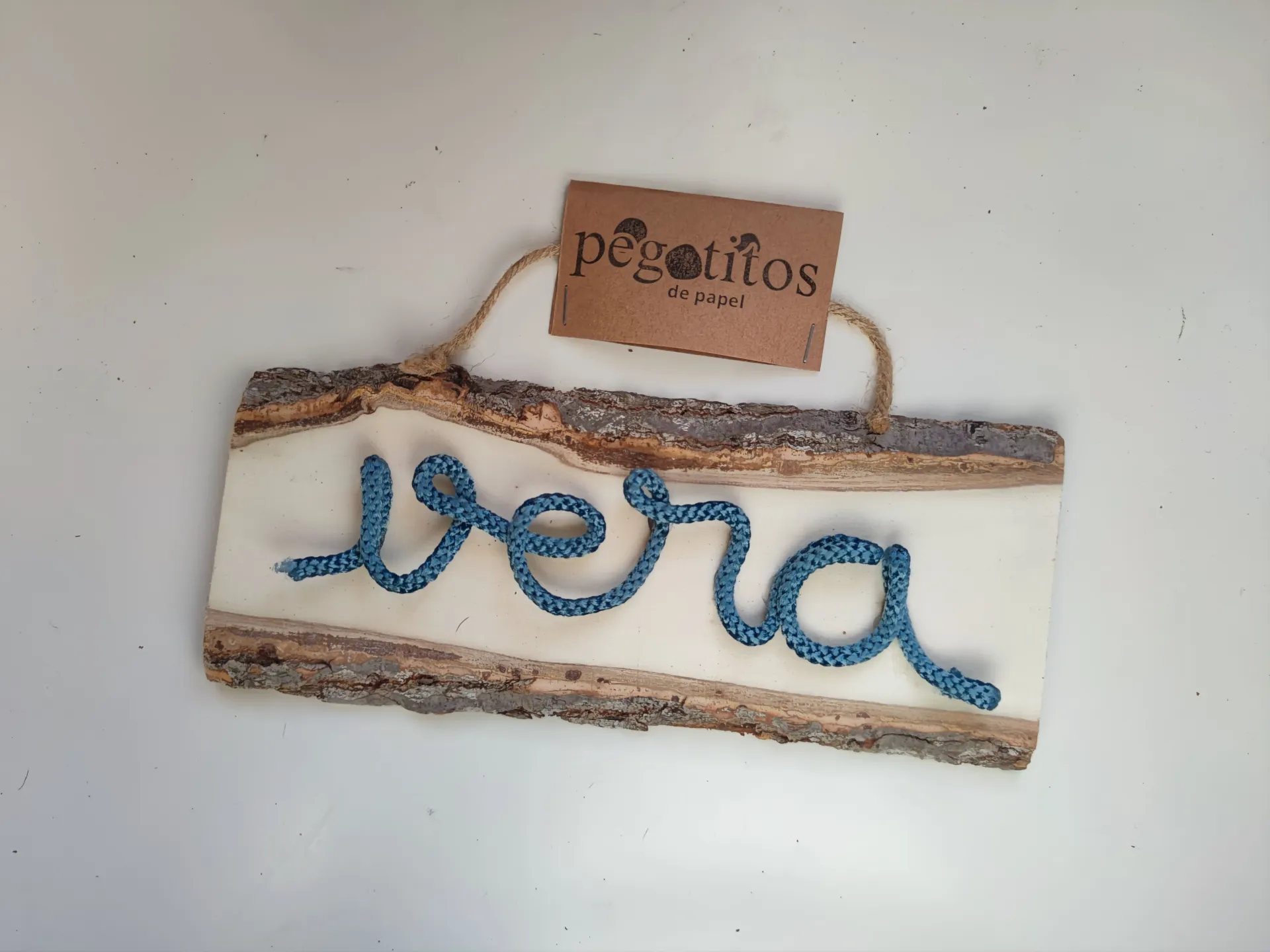 Cartel de madera con nombre - Imagen 3