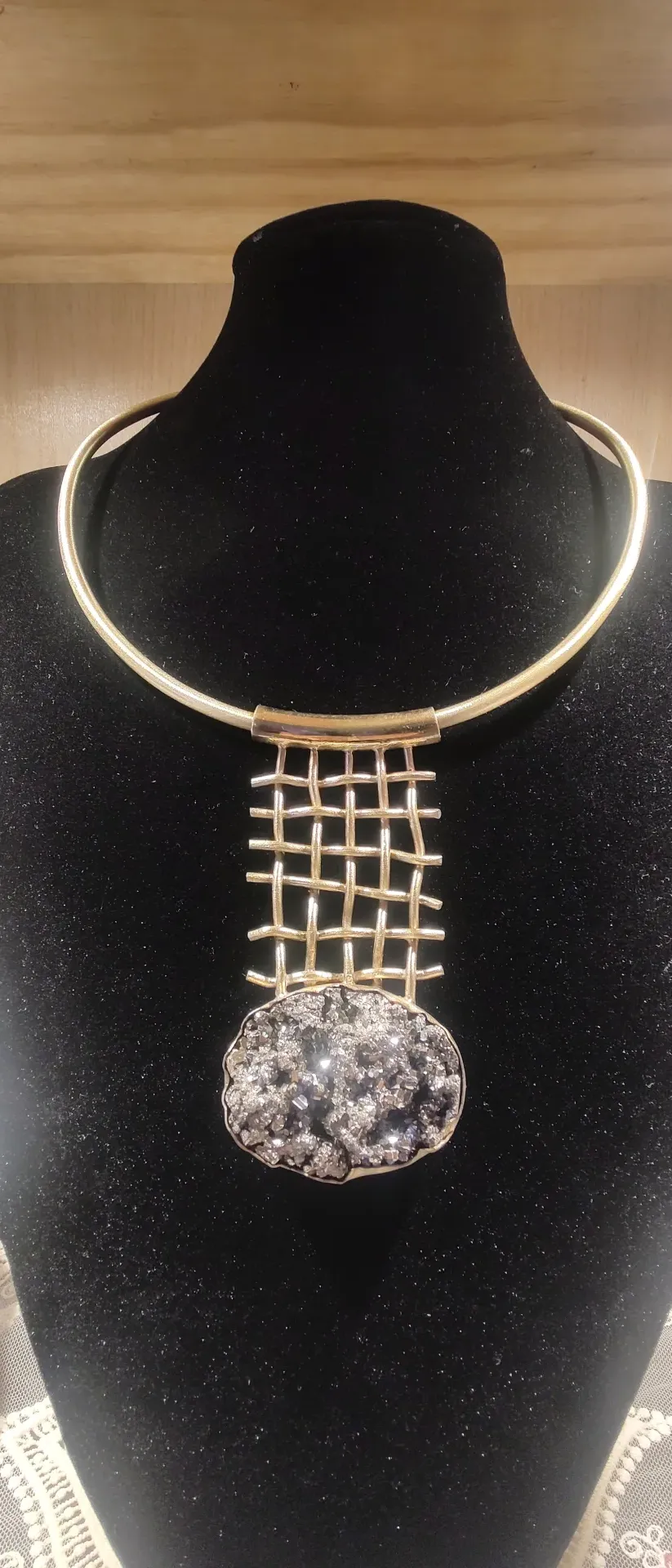 Collar cadena con medallón de piedra  - Imagen 5