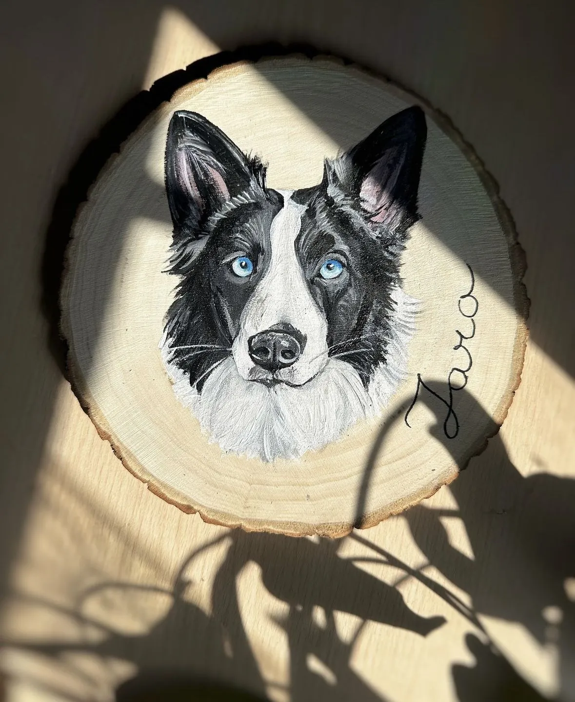 Retratos peludos en rodajas de madera - Imagen 2