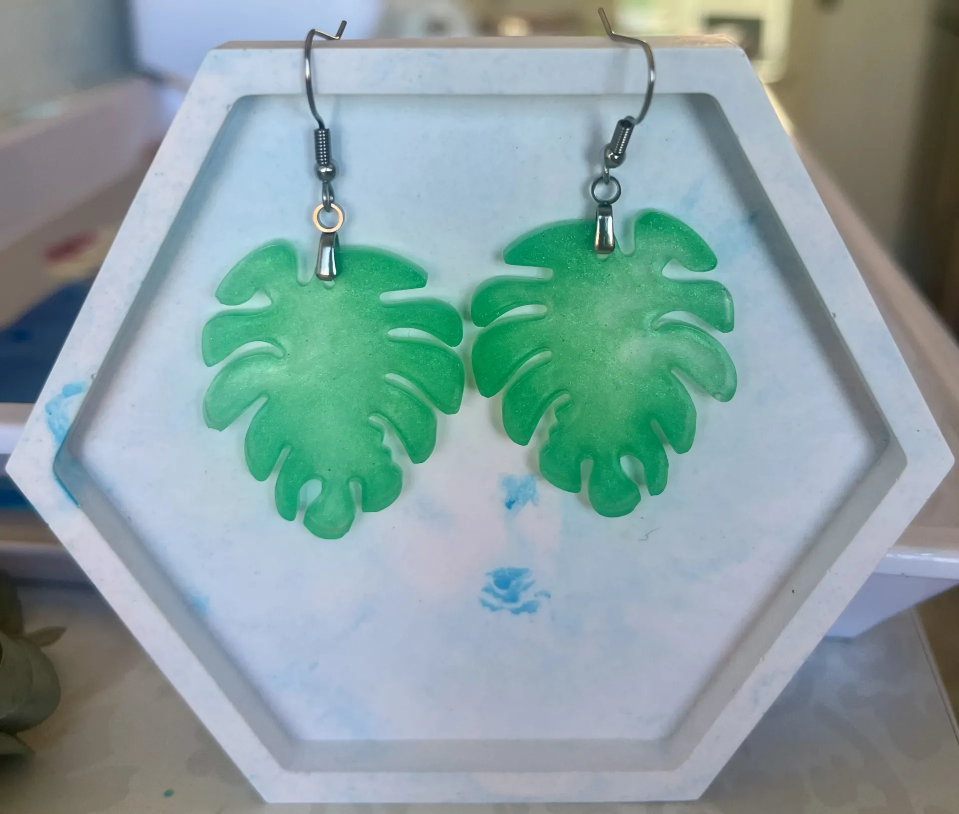 Pendientes Monstera Tropical | Resina artesanal