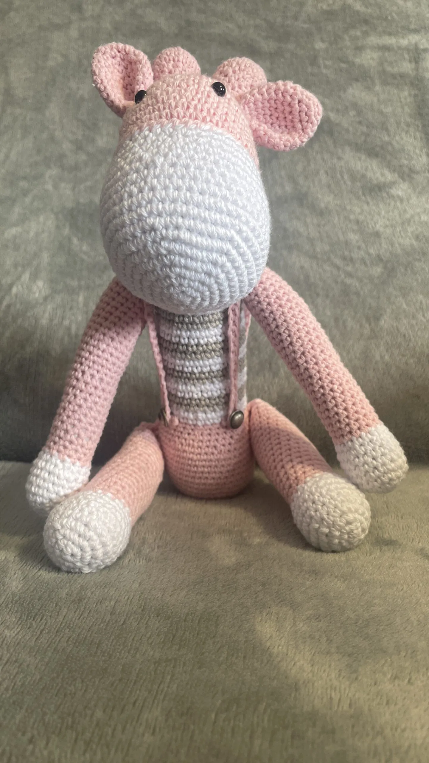 Jirafa a crochet hecha a mano